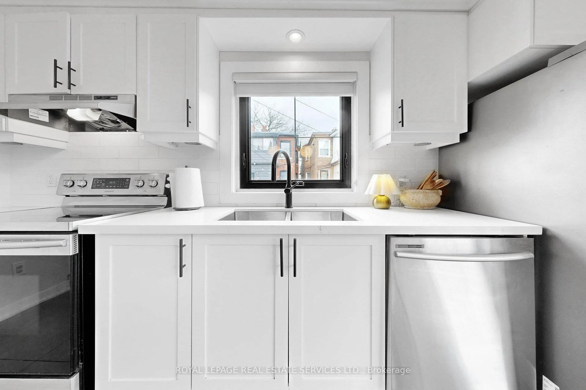 Photo 14 of 97 Ascot Avenue, Toronto, Corso Italia-Davenport — HOMEH