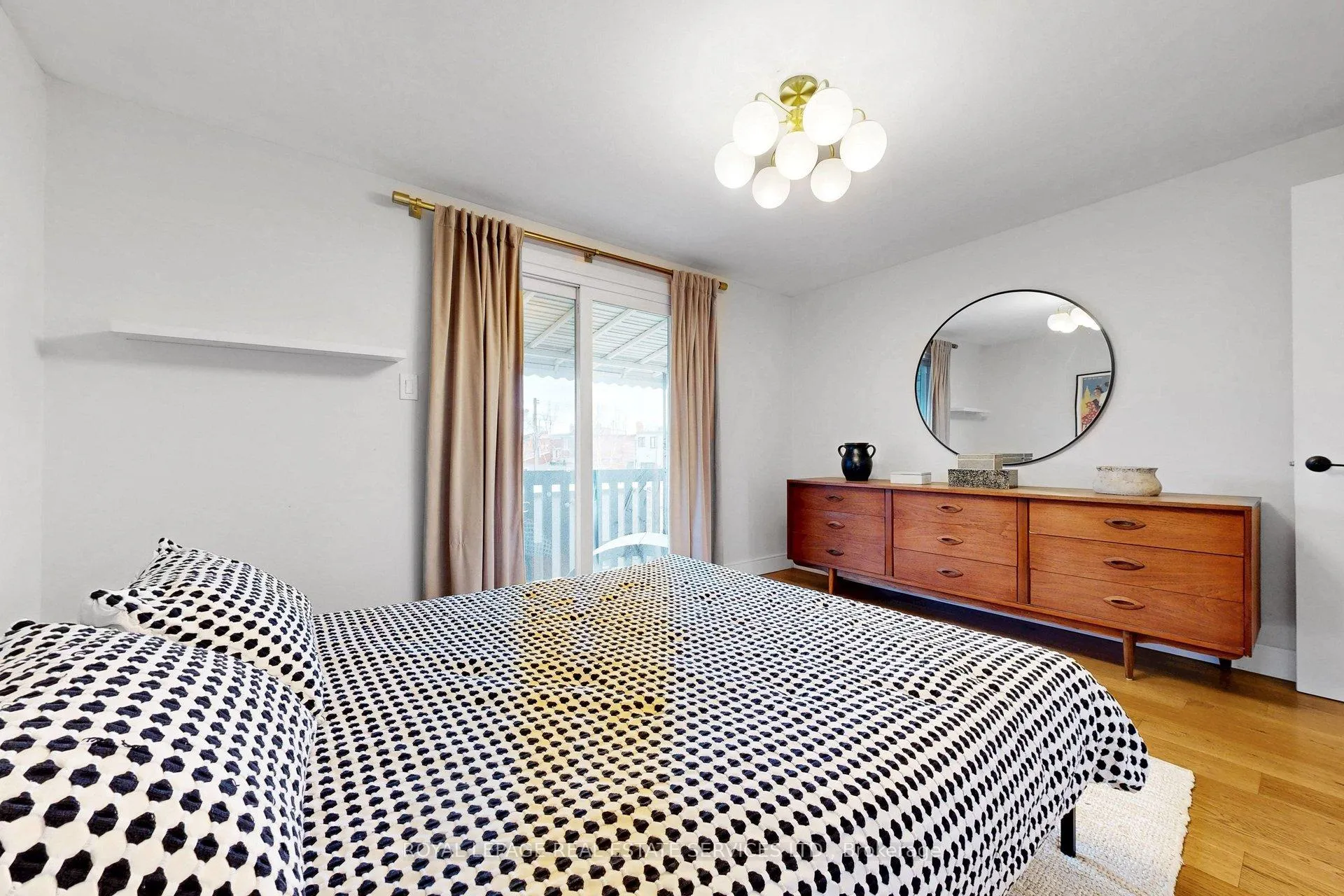 Photo 18 of 97 Ascot Avenue, Toronto, Corso Italia-Davenport — HOMEH