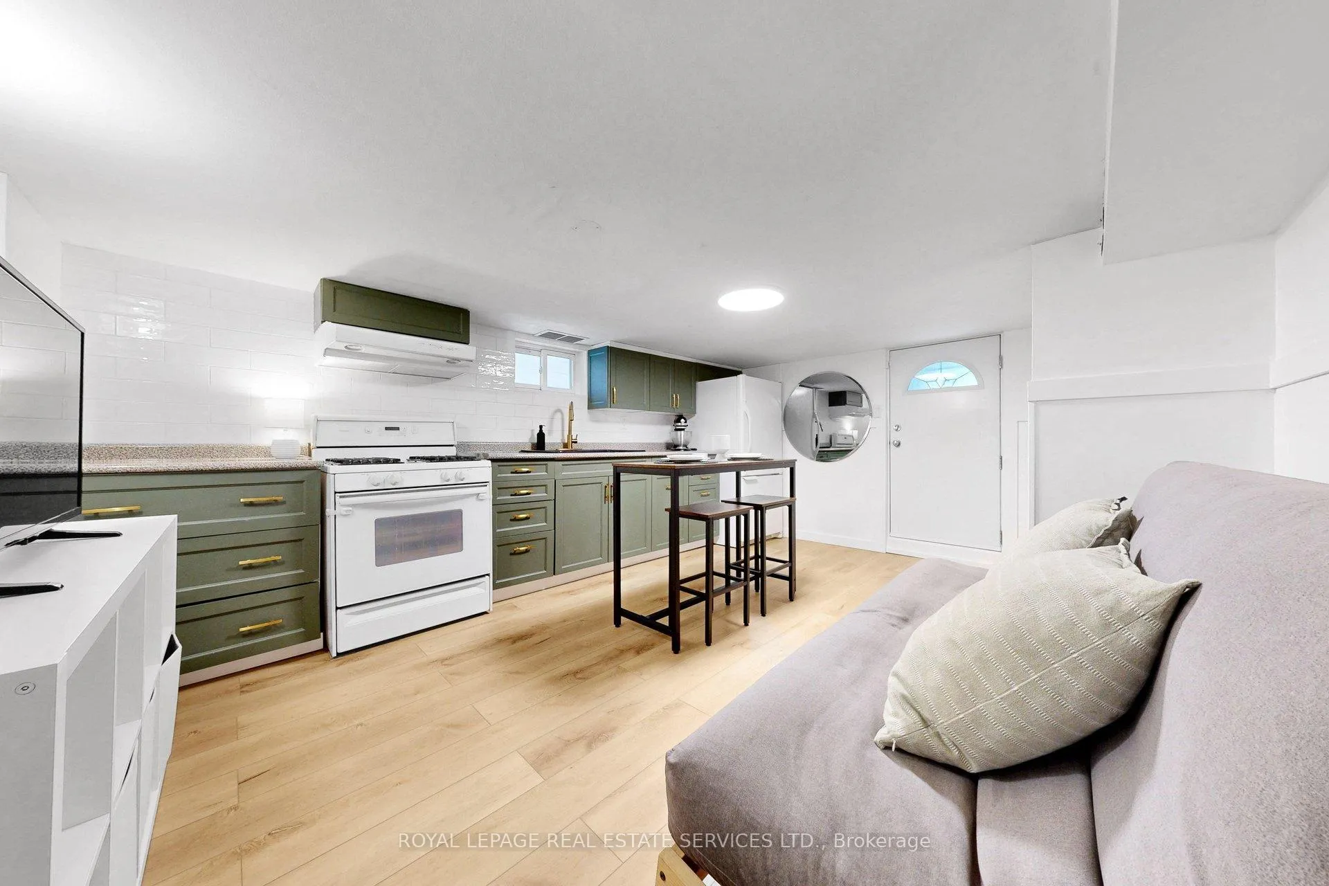 Photo 30 of 97 Ascot Avenue, Toronto, Corso Italia-Davenport — HOMEH