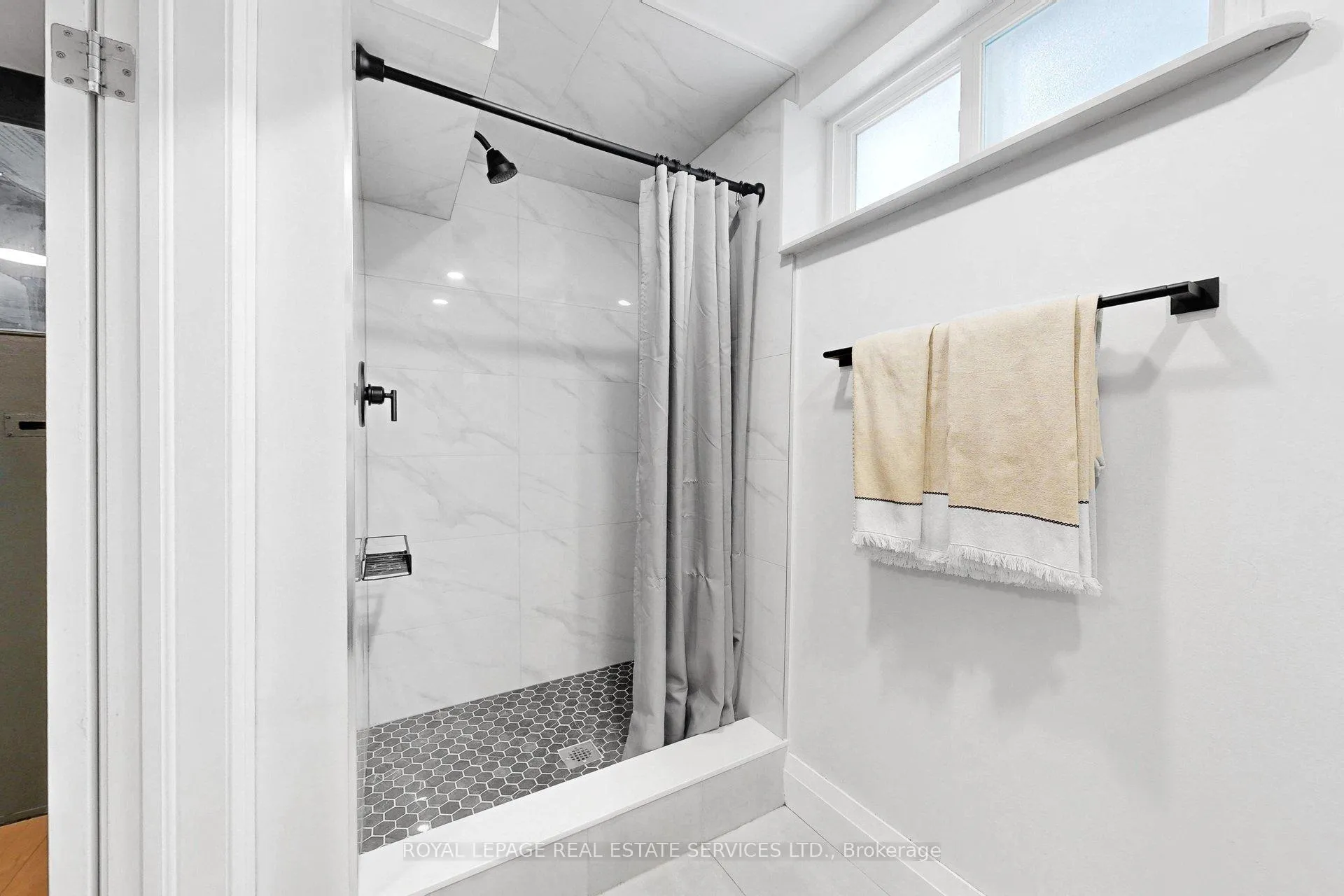 Photo 34 of 97 Ascot Avenue, Toronto, Corso Italia-Davenport — HOMEH