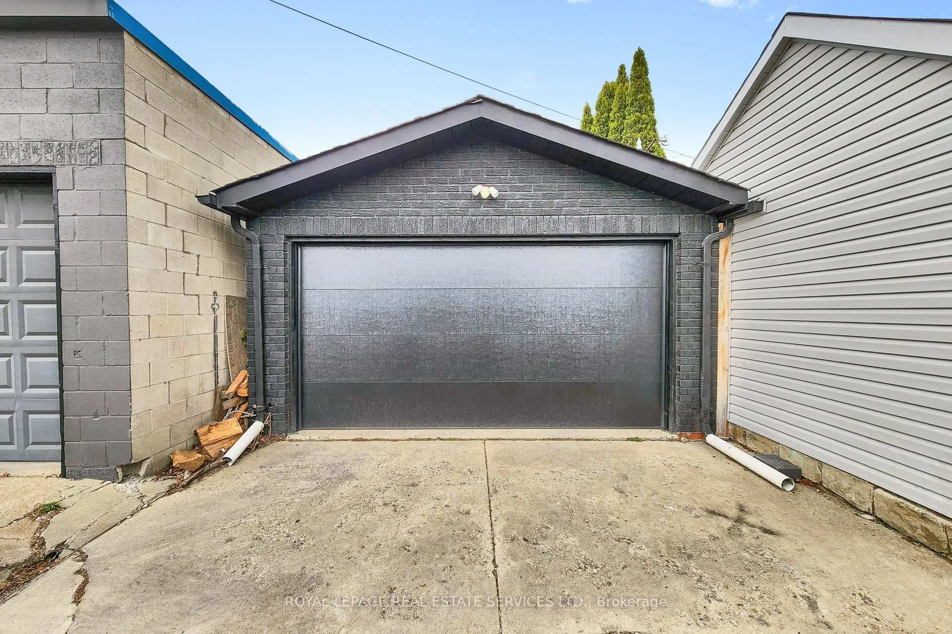 Photo 40 of 97 Ascot Avenue, Toronto, Corso Italia-Davenport — HOMEH