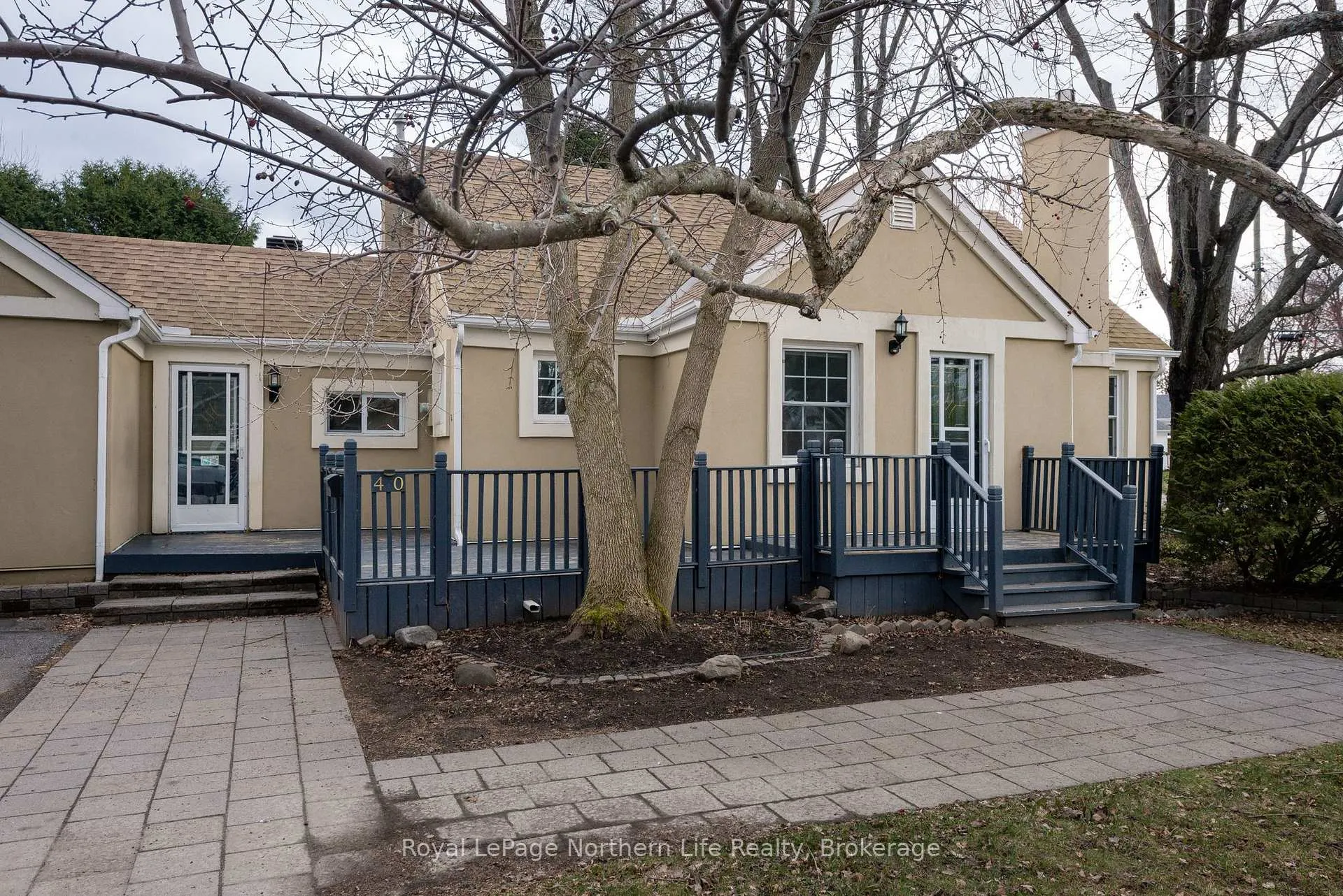 Photo 1 of 40 Macdonald Avenue W, North Bay, Ferris — HOMEH