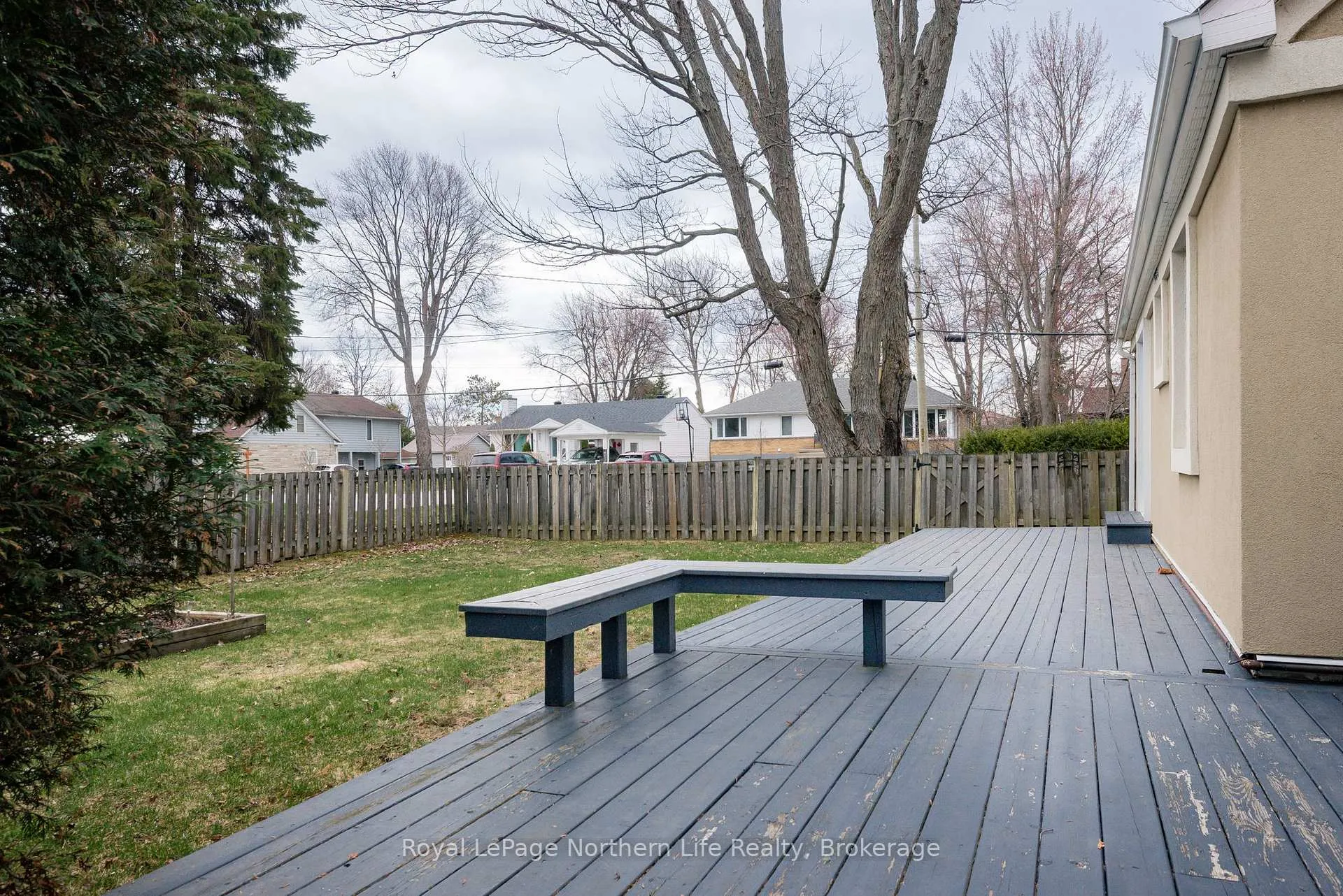 Photo 8 of 40 Macdonald Avenue W, North Bay, Ferris — HOMEH