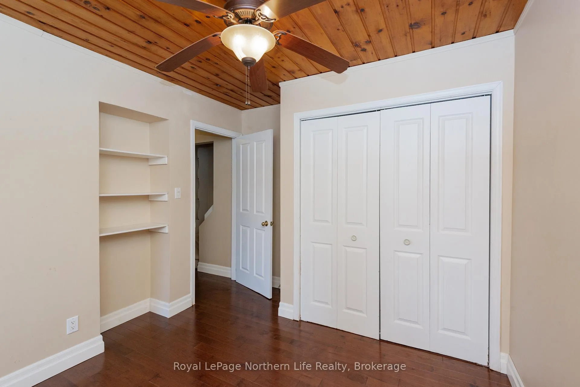 Photo 32 of 40 Macdonald Avenue W, North Bay, Ferris — HOMEH