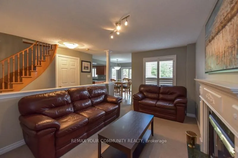 Photo 3 of 110 Ruffet Drive, Barrie, Edgehill Drive — HOMEH