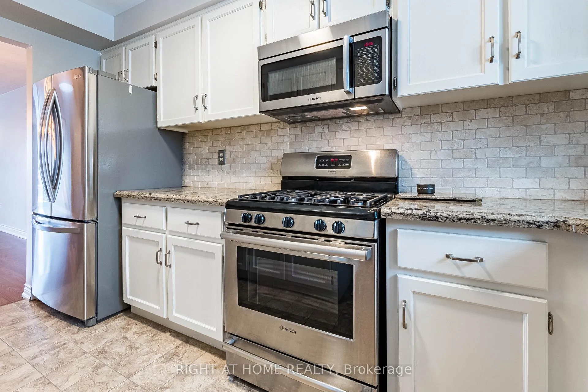 Photo 20 of Unit 7, 165 Main Street E, Grimsby, Grimsby East — HOMEH