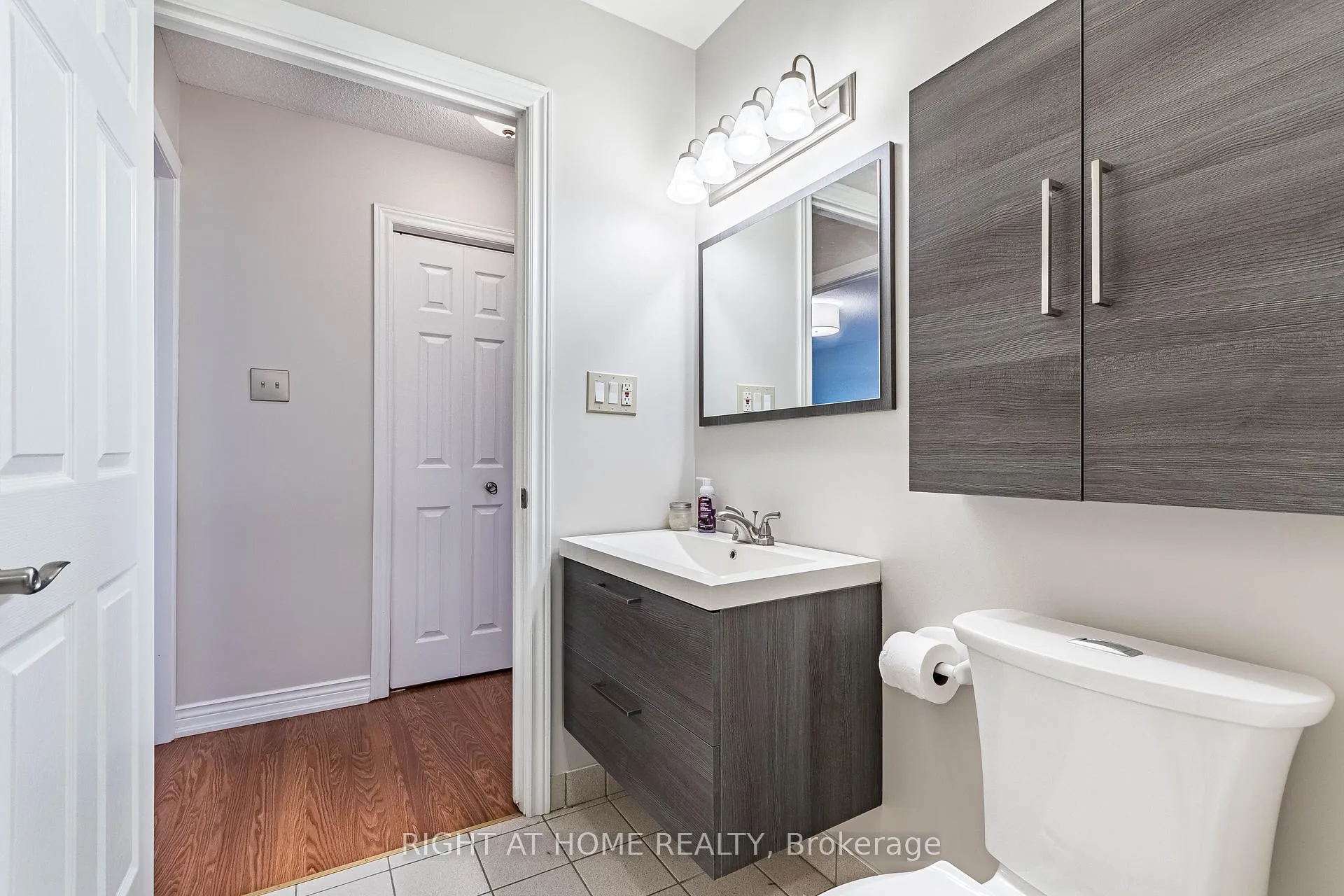 Photo 25 of Unit 7, 165 Main Street E, Grimsby, Grimsby East — HOMEH