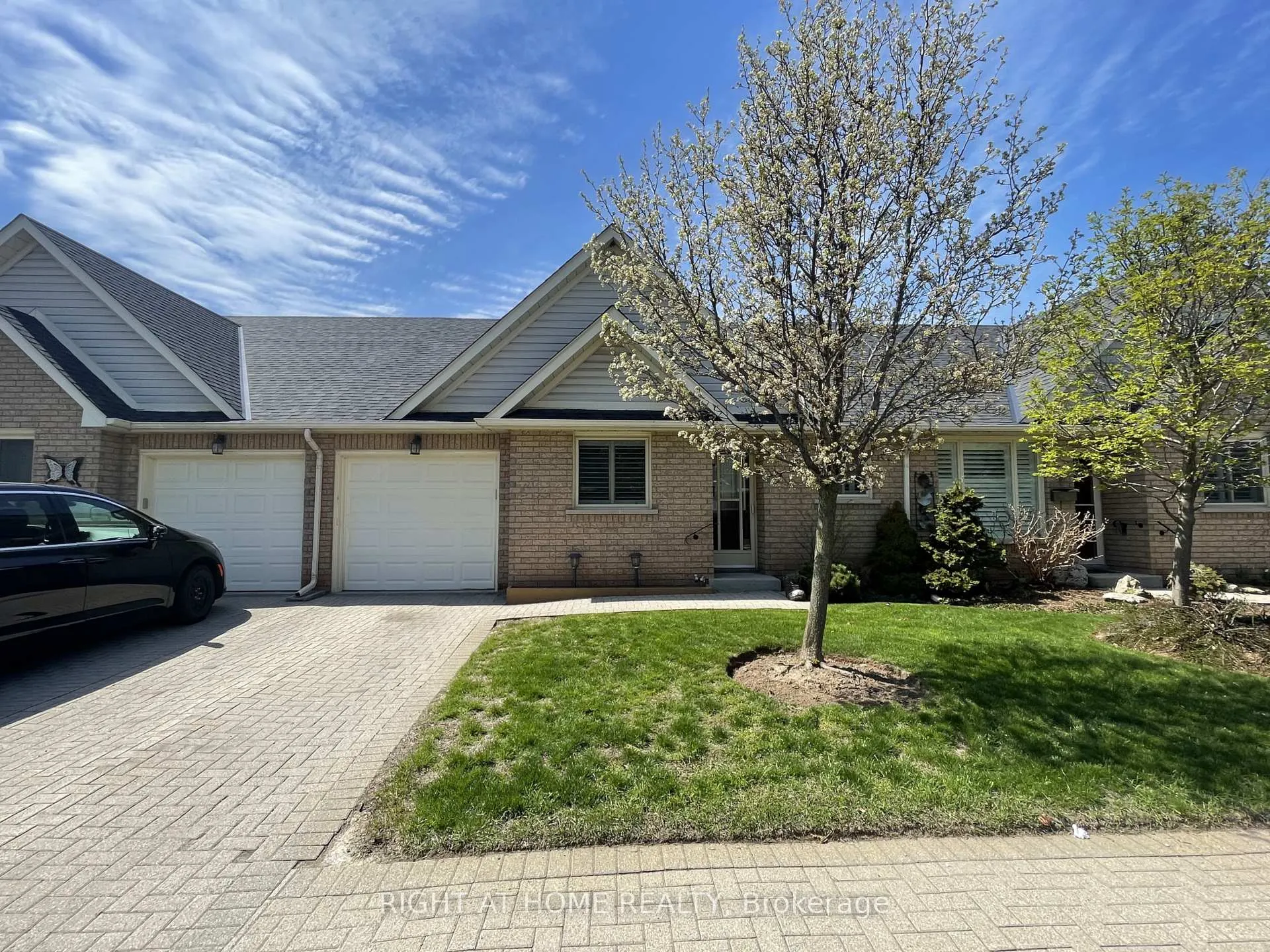 Photo 32 of Unit 7, 165 Main Street E, Grimsby, Grimsby East — HOMEH