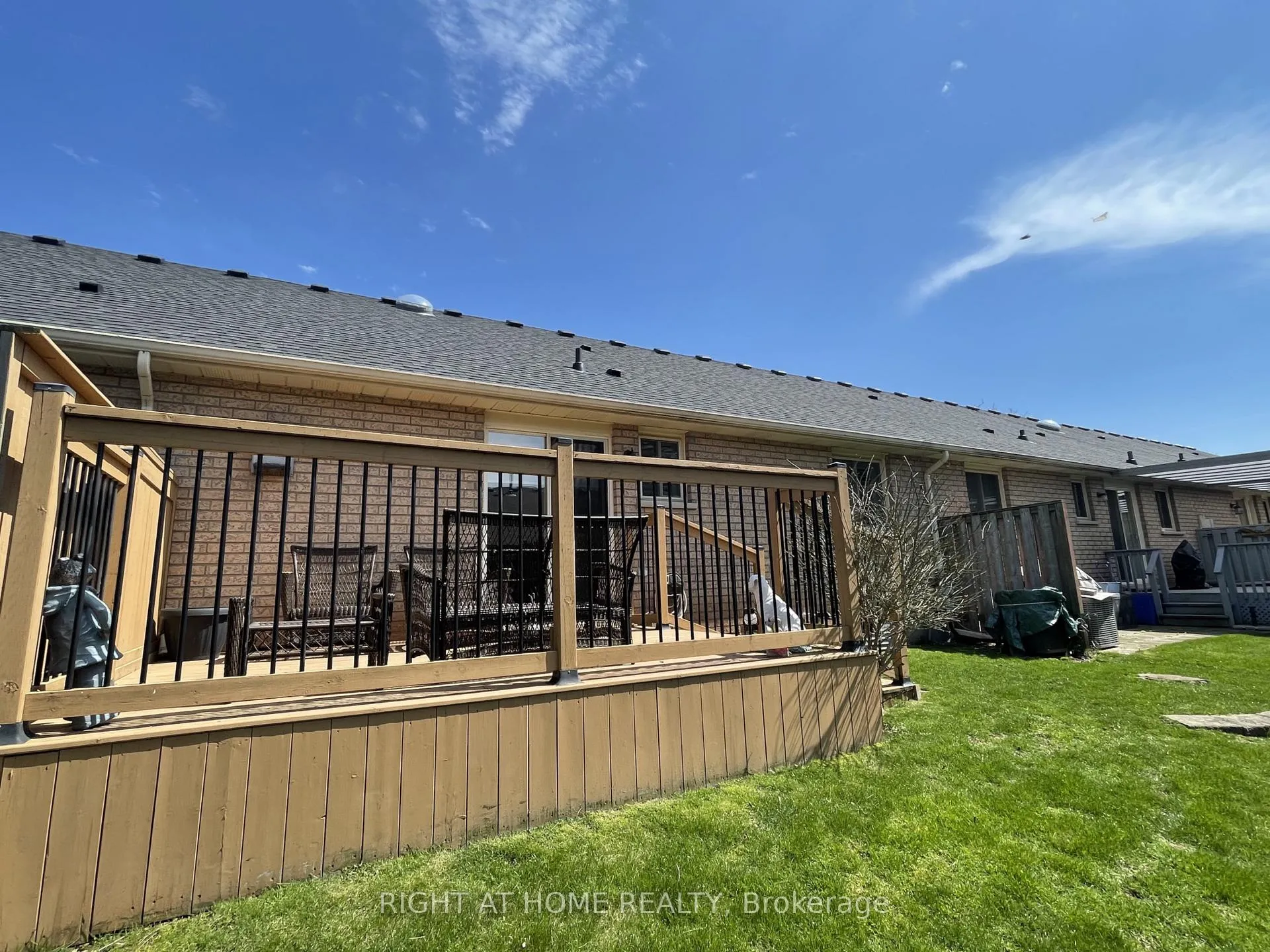 Photo 34 of Unit 7, 165 Main Street E, Grimsby, Grimsby East — HOMEH