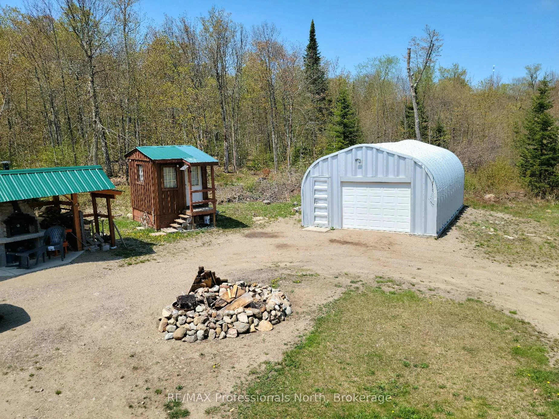 Photo 7 of 3944 Chetwynd Road, Kearney, Proudfoot — HOMEH