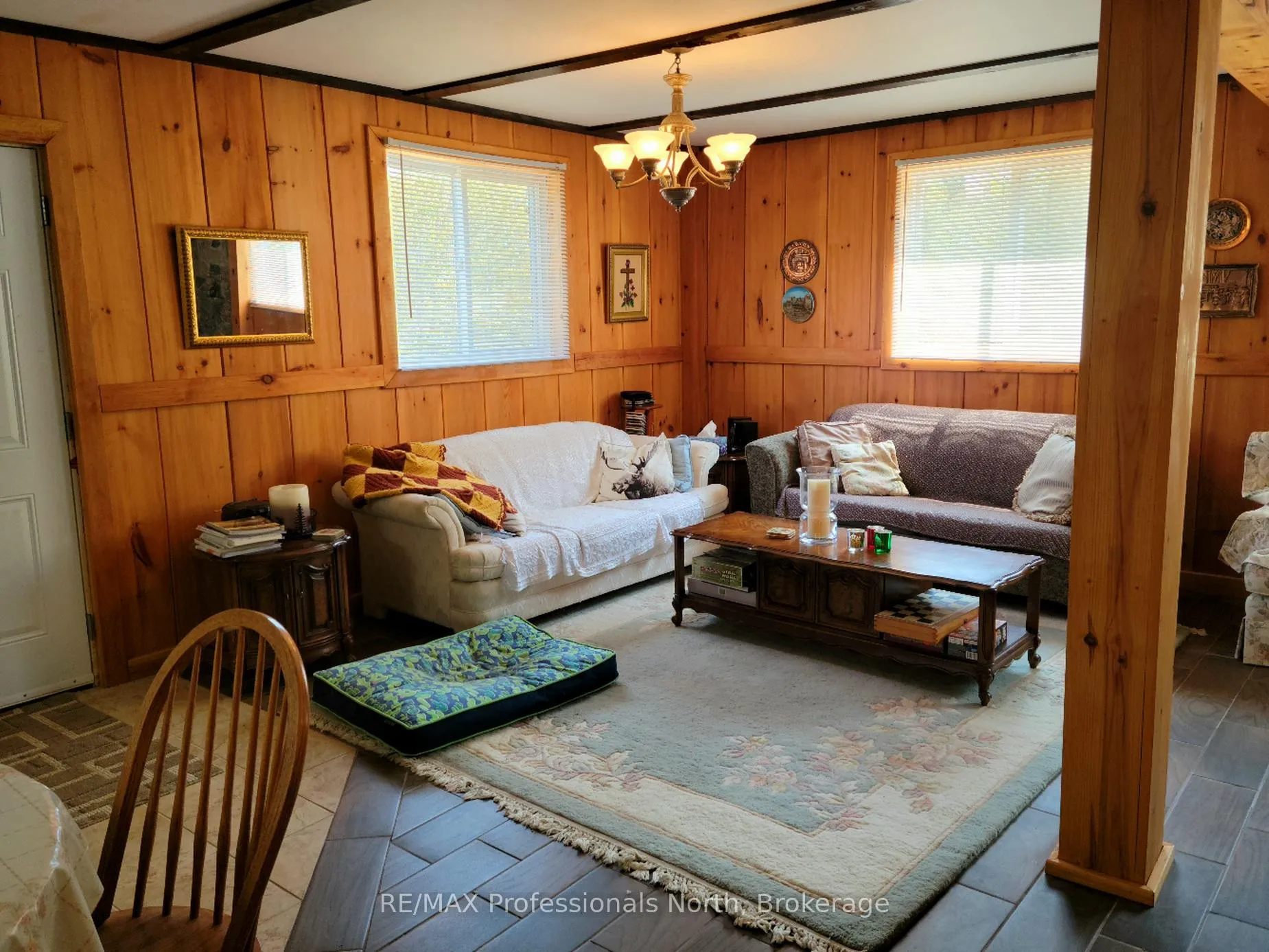 Photo 9 of 3944 Chetwynd Road, Kearney, Proudfoot — HOMEH