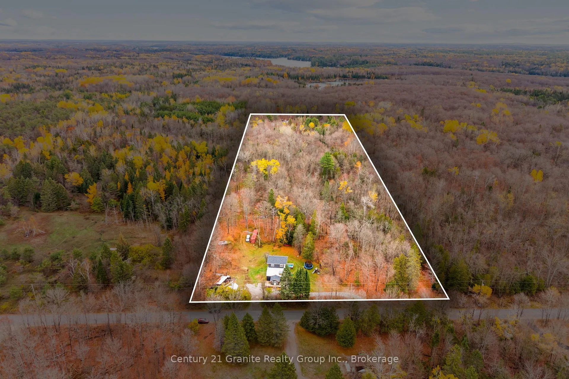 Photo 4 of 1126 Rice Road, Minden Hills, Snowdon — HOMEH