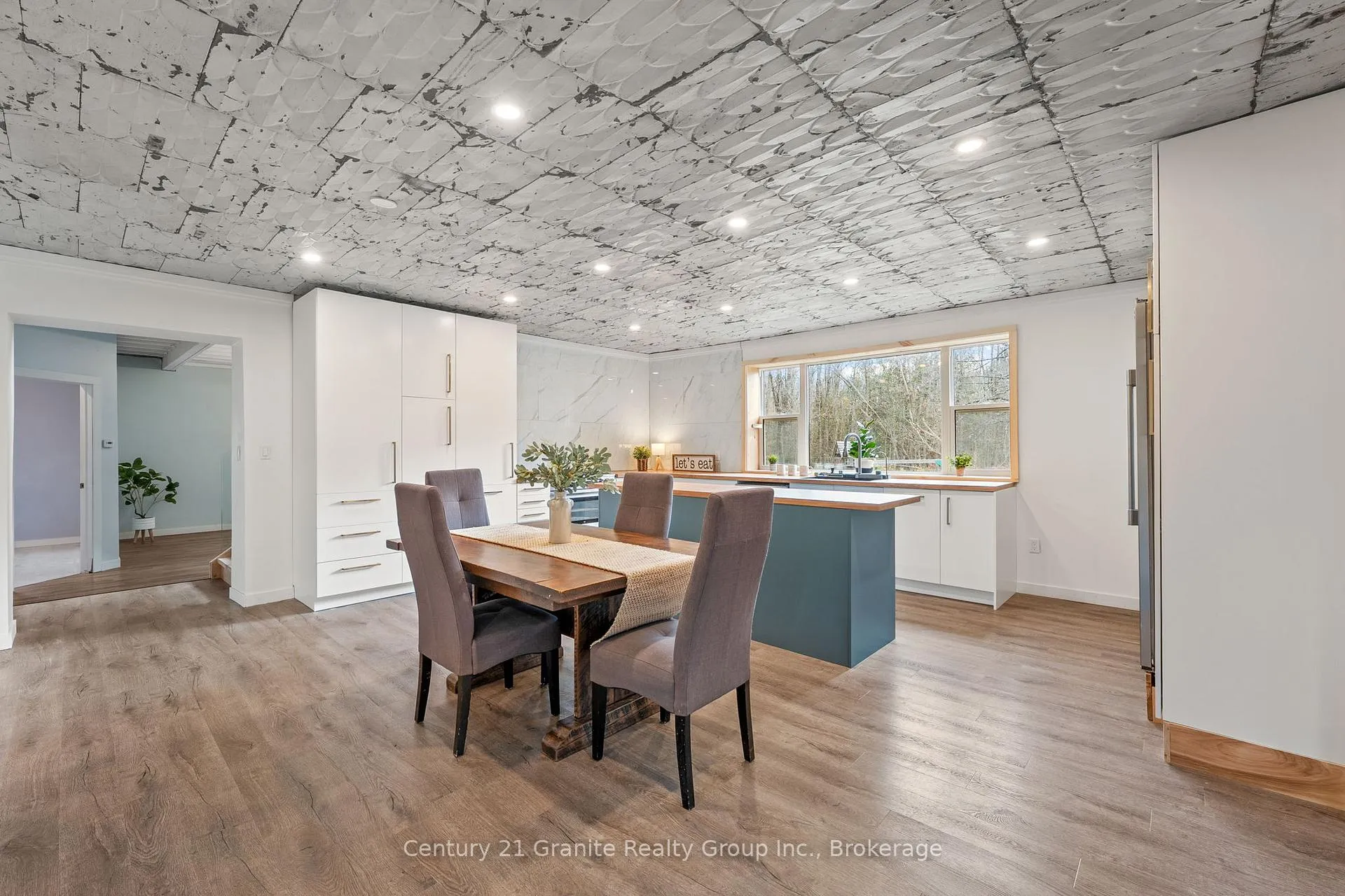 Photo 8 of 1126 Rice Road, Minden Hills, Snowdon — HOMEH