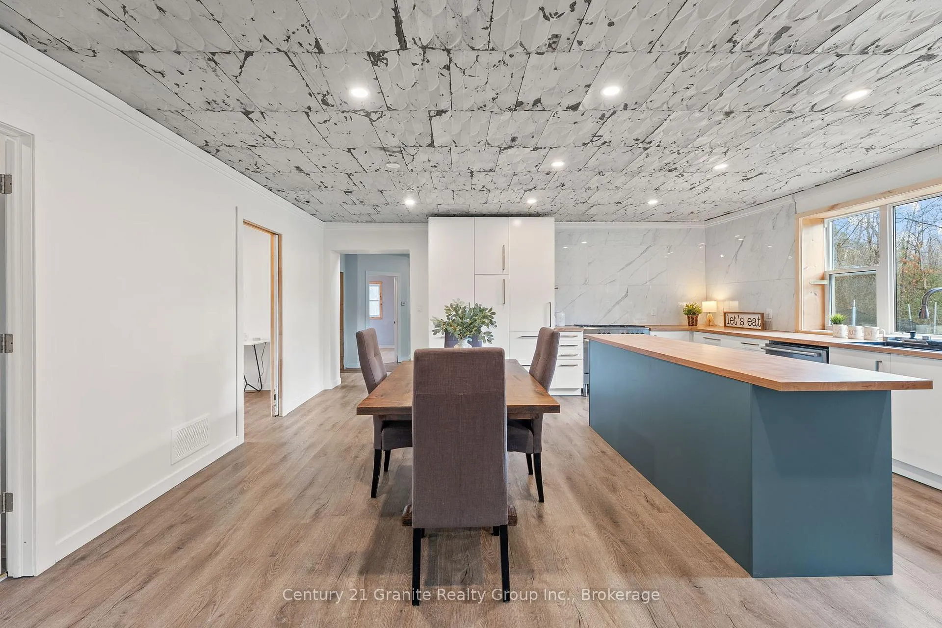 Photo 9 of 1126 Rice Road, Minden Hills, Snowdon — HOMEH