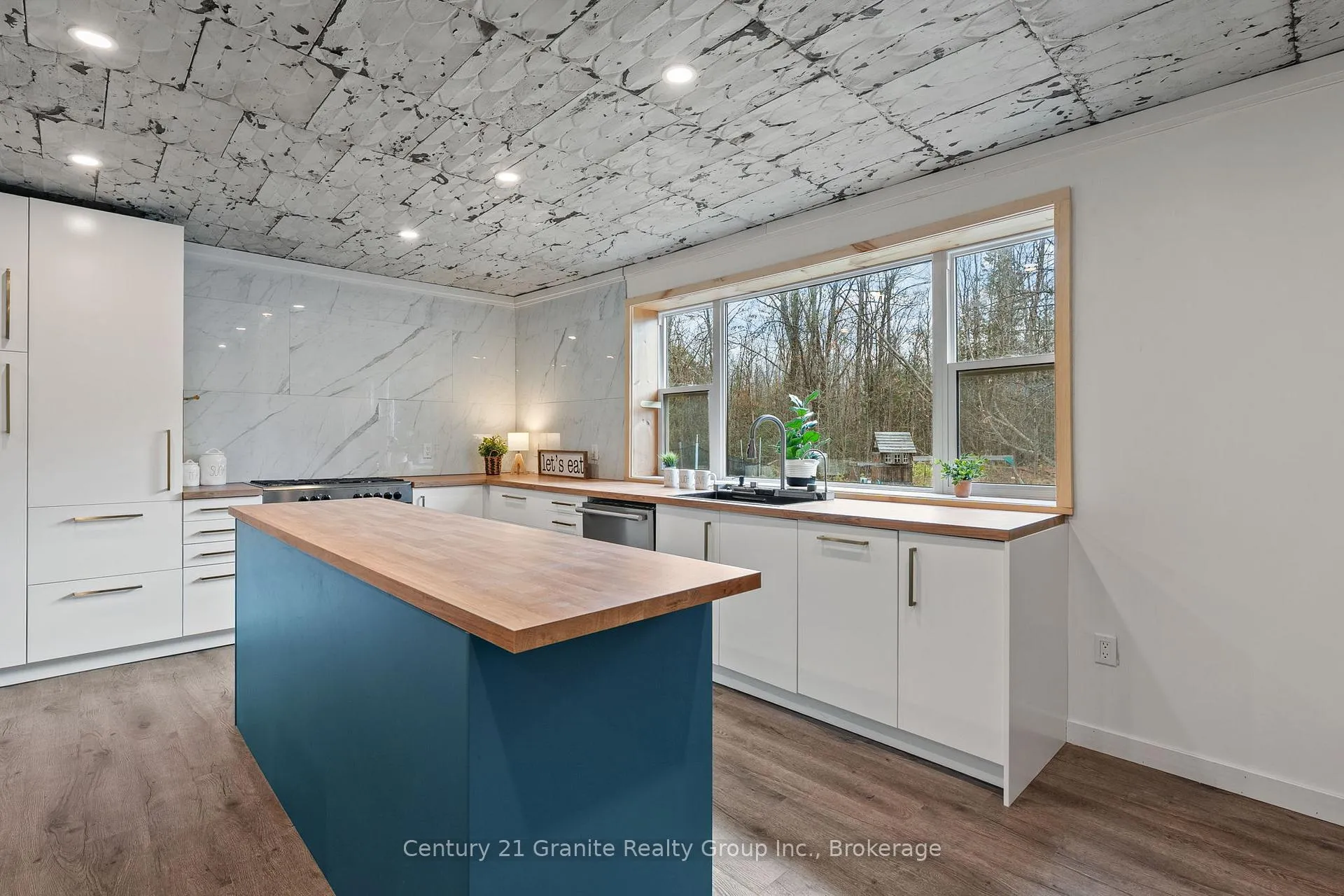 Photo 13 of 1126 Rice Road, Minden Hills, Snowdon — HOMEH