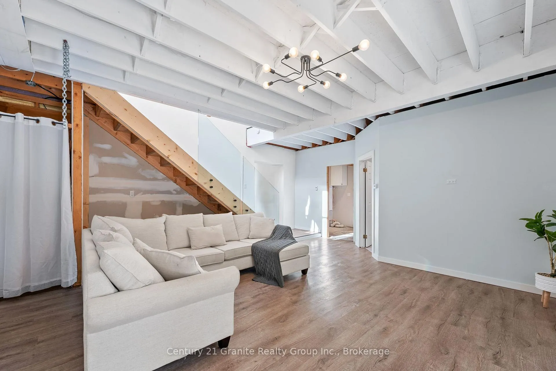 Photo 19 of 1126 Rice Road, Minden Hills, Snowdon — HOMEH
