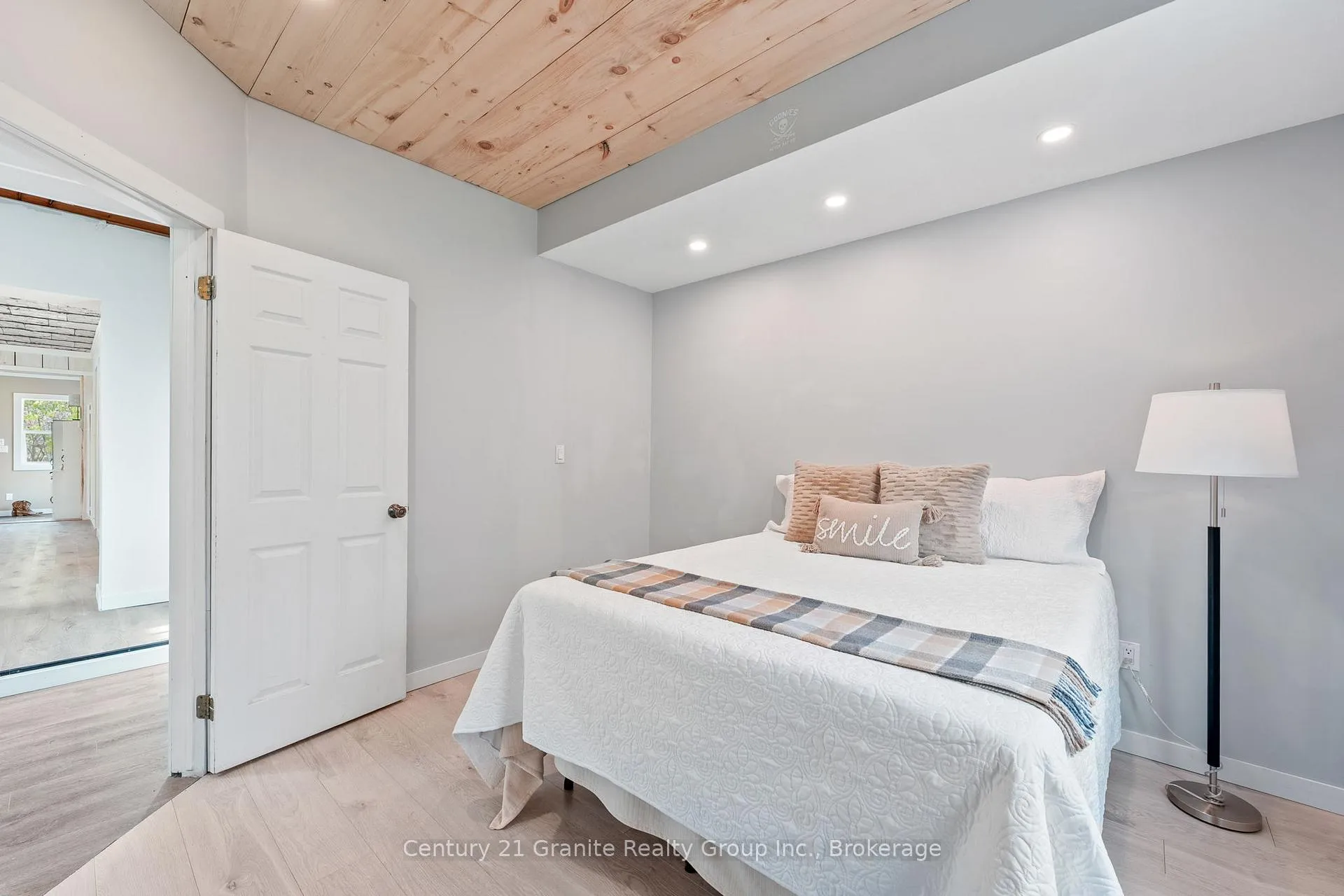 Photo 23 of 1126 Rice Road, Minden Hills, Snowdon — HOMEH