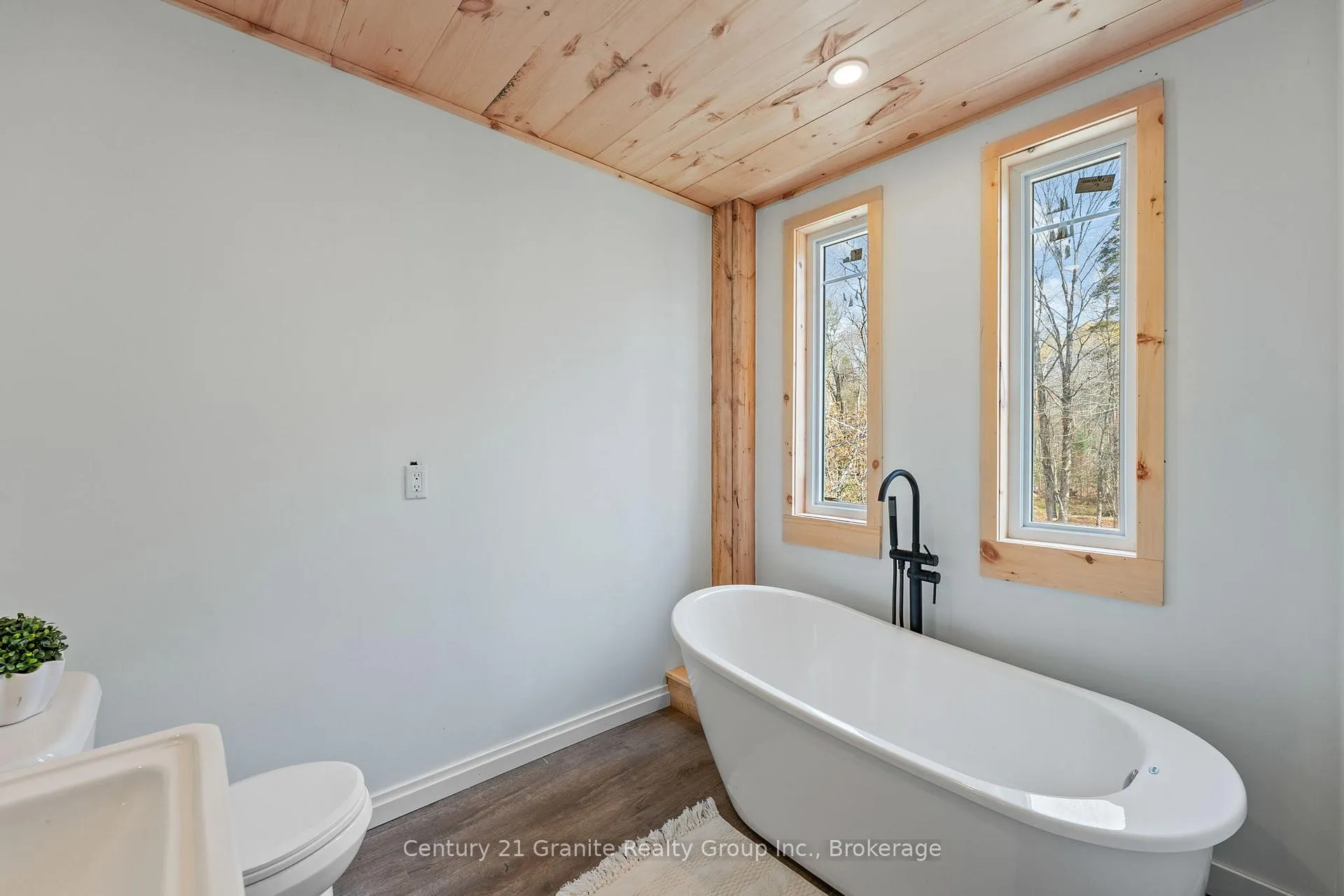 Photo 32 of 1126 Rice Road, Minden Hills, Snowdon — HOMEH