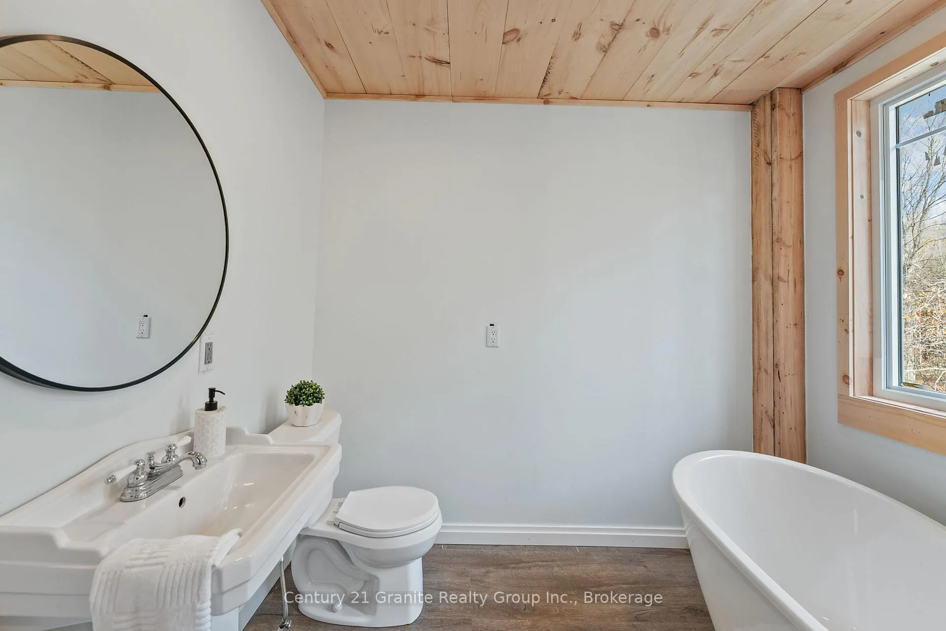 Photo 33 of 1126 Rice Road, Minden Hills, Snowdon — HOMEH