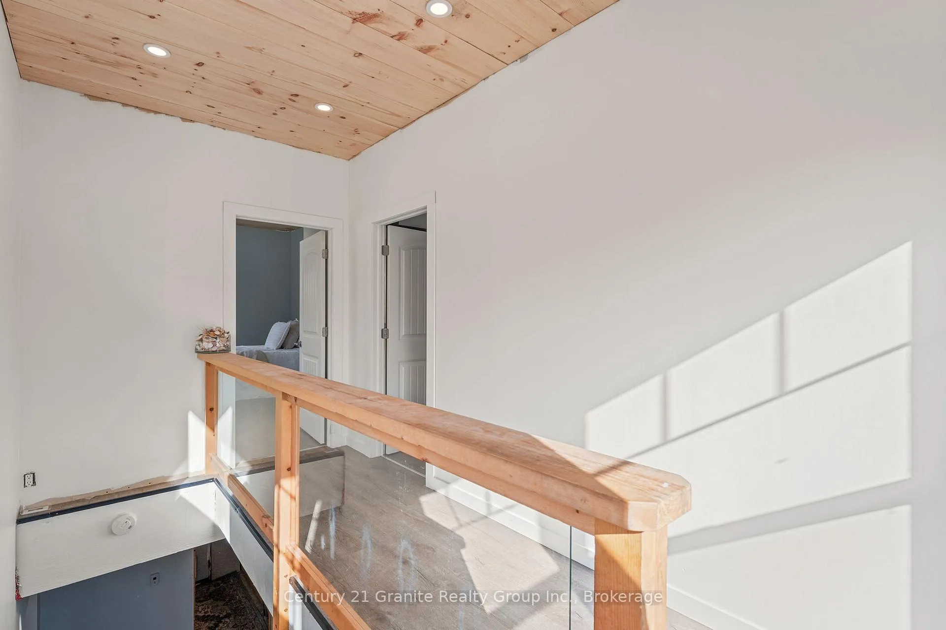 Photo 34 of 1126 Rice Road, Minden Hills, Snowdon — HOMEH