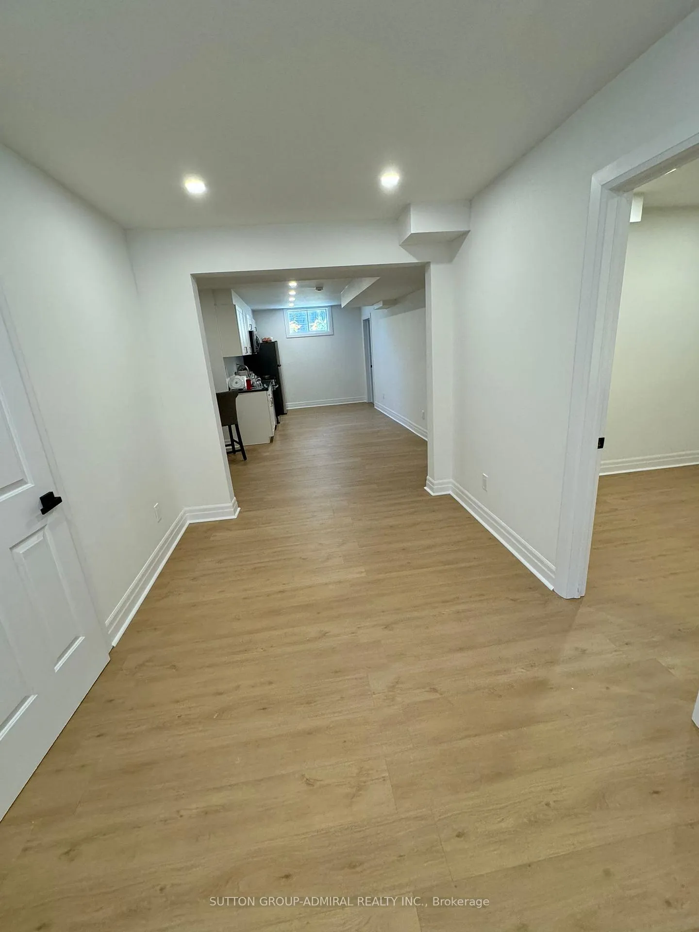 Photo 7 of Unit Lower, 23 chatsworth Court, Vaughan, Islington Woods — HOMEH