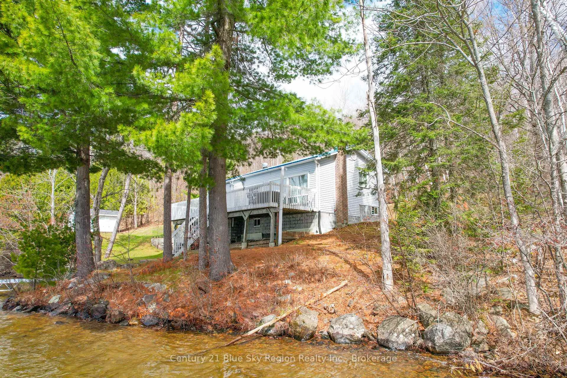 Photo 4 of 1421 Northshore Road, North Bay, Birchaven — HOMEH