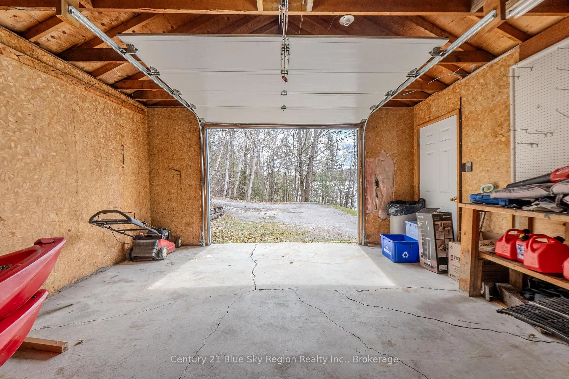 Photo 23 of 1421 Northshore Road, North Bay, Birchaven — HOMEH
