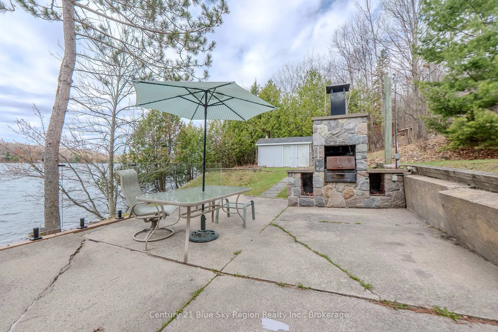 Photo 29 of 1421 Northshore Road, North Bay, Birchaven — HOMEH
