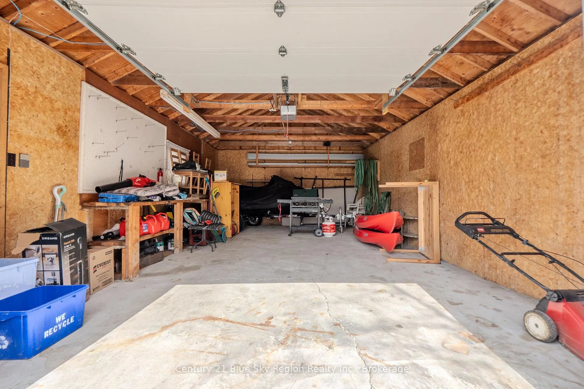 Photo 33 of 1421 Northshore Road, North Bay, Birchaven — HOMEH