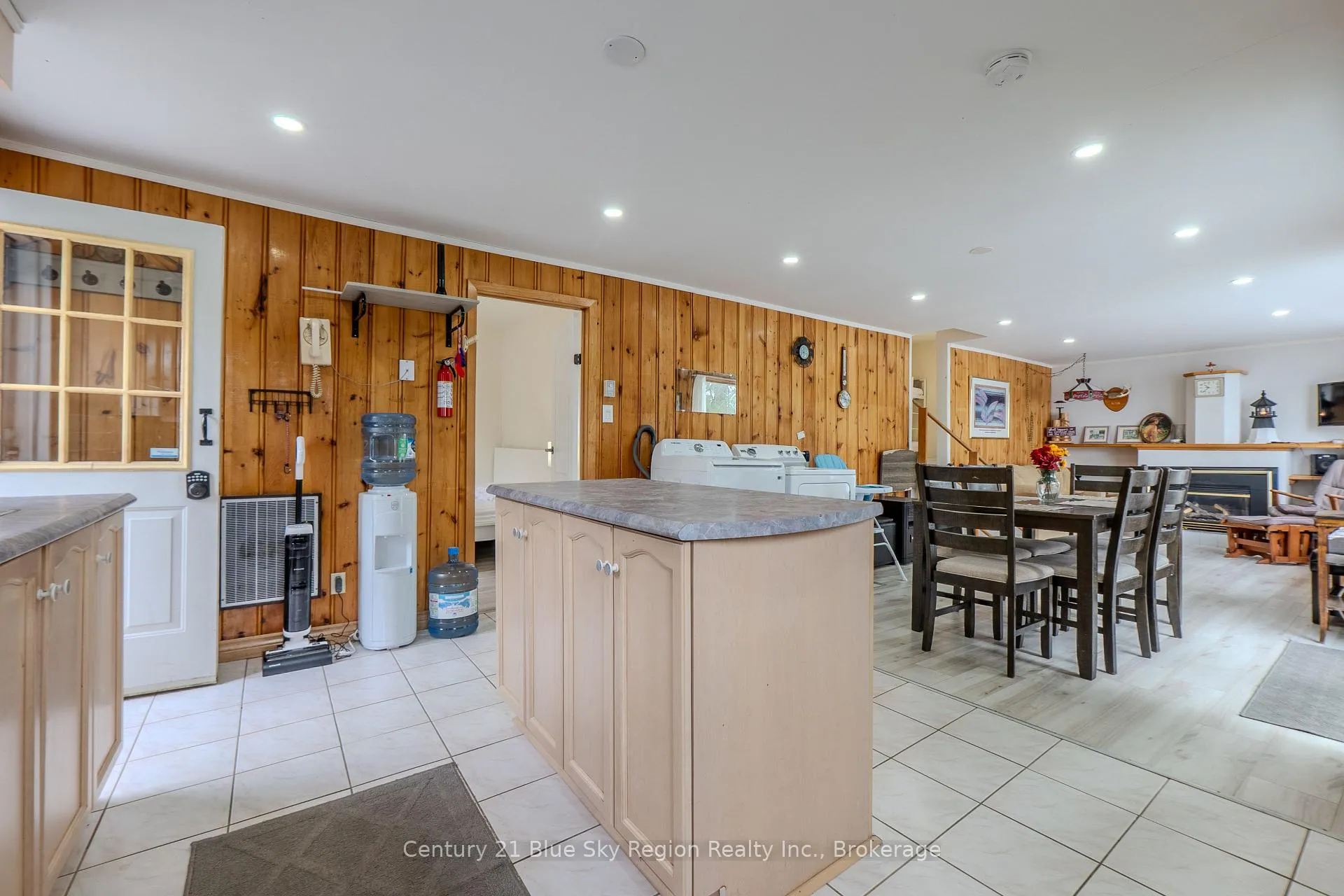 Photo 35 of 1421 Northshore Road, North Bay, Birchaven — HOMEH
