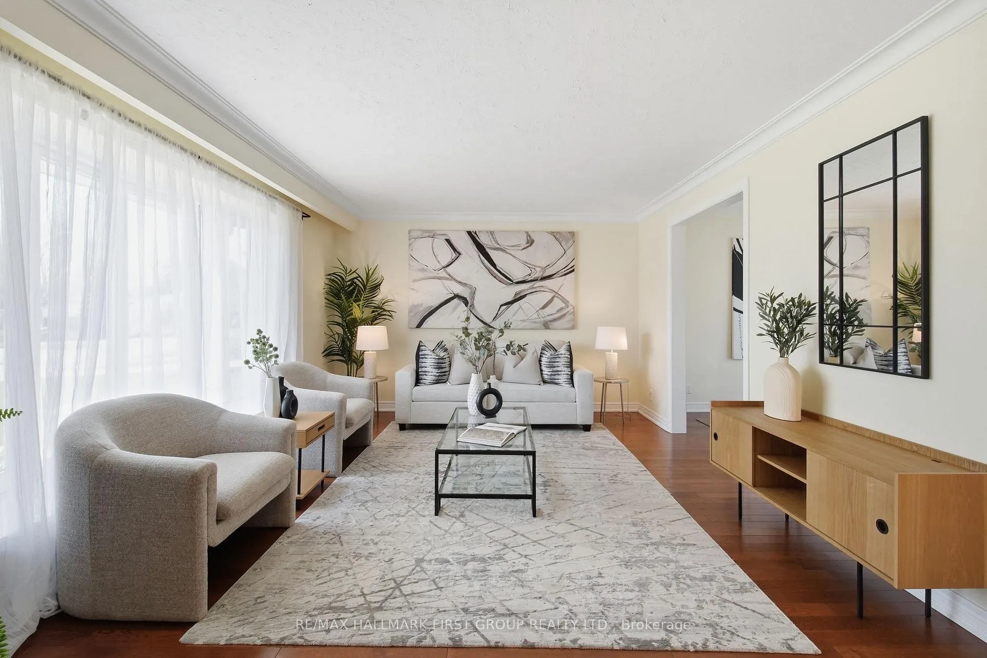 Photo 4 of 128 Clements Road E, Ajax, South East — HOMEH