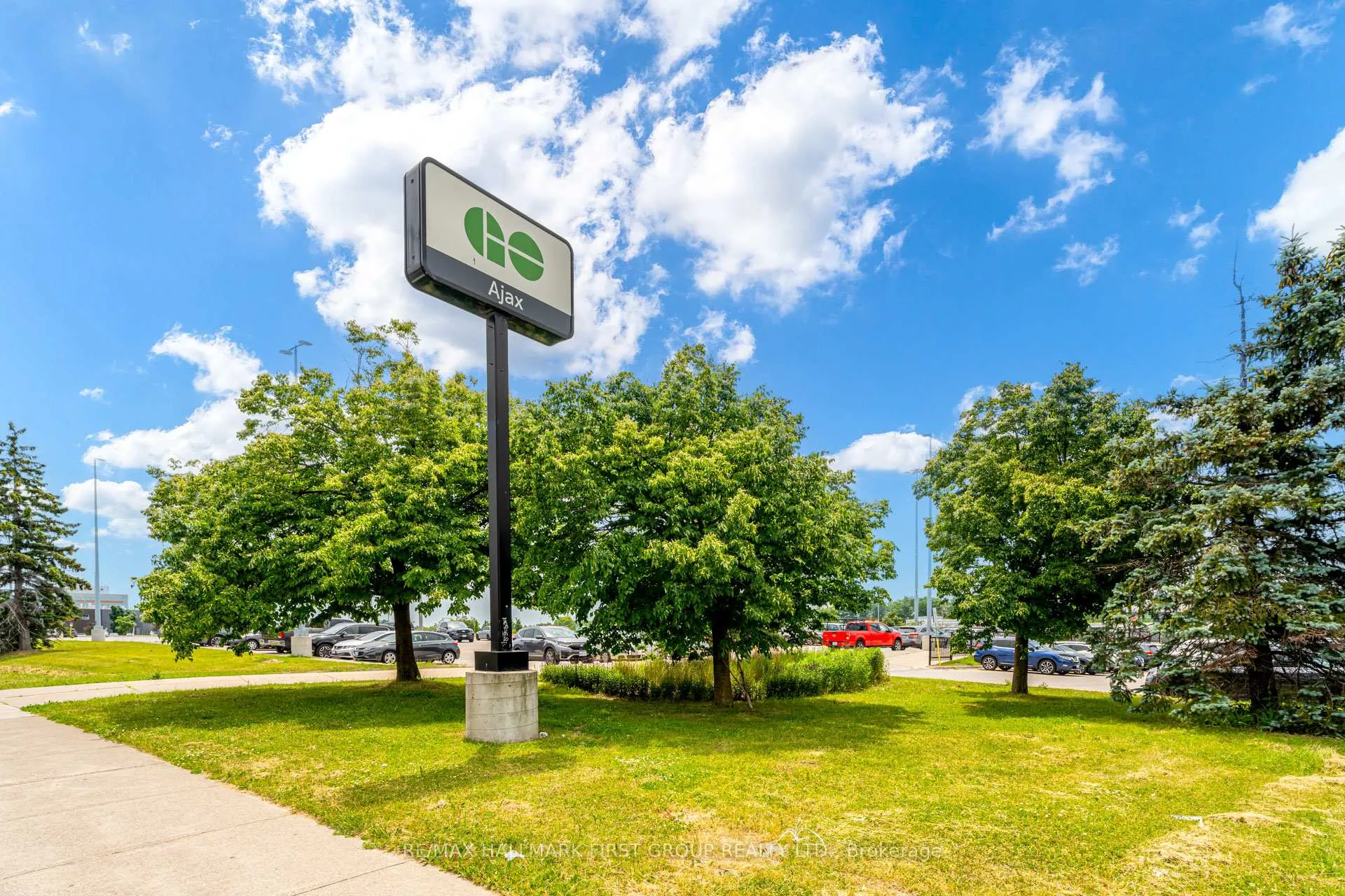 Photo 27 of 128 Clements Road E, Ajax, South East — HOMEH