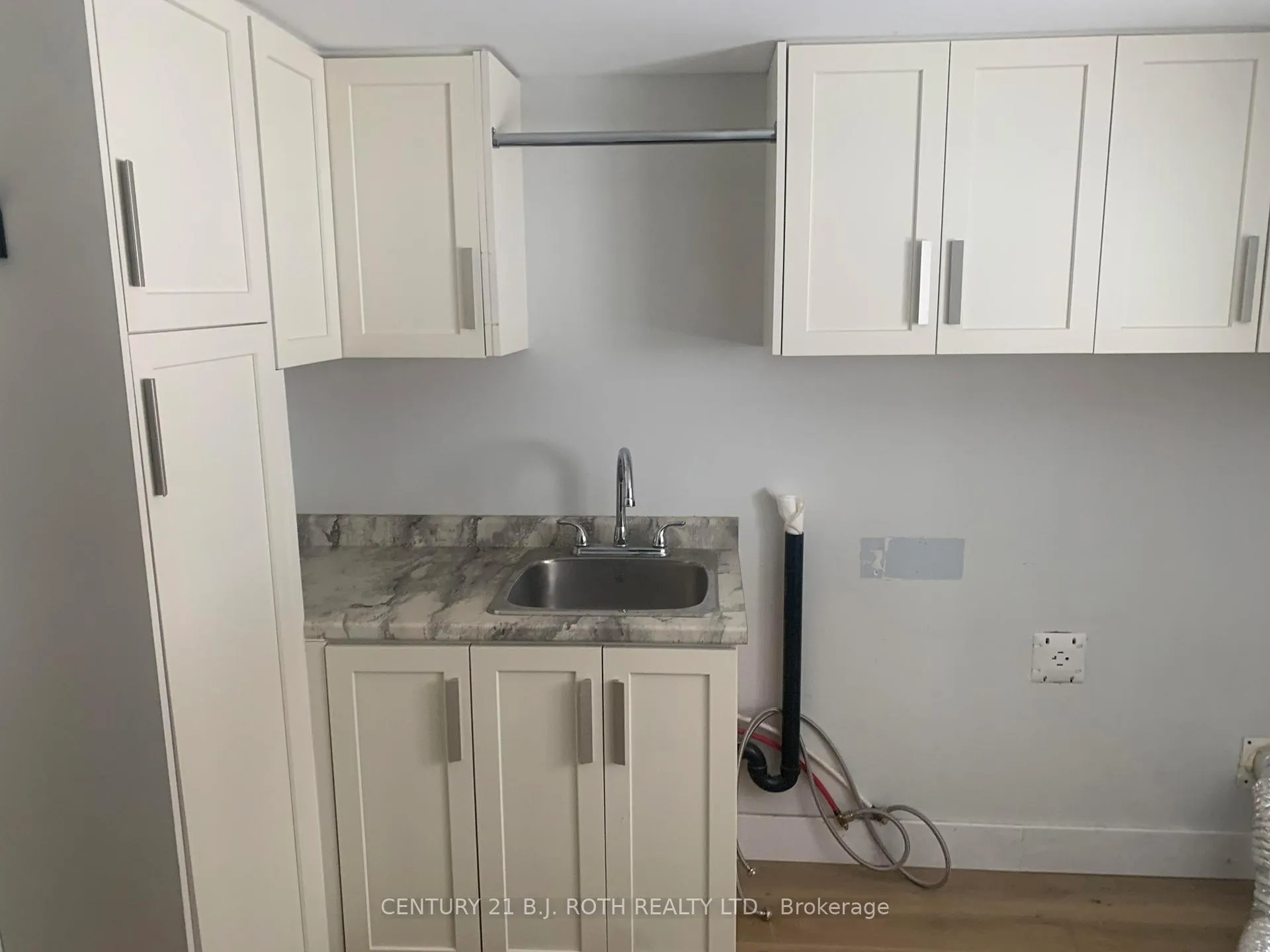 Photo 13 of 86 Doran Road, Springwater, Midhurst — HOMEH