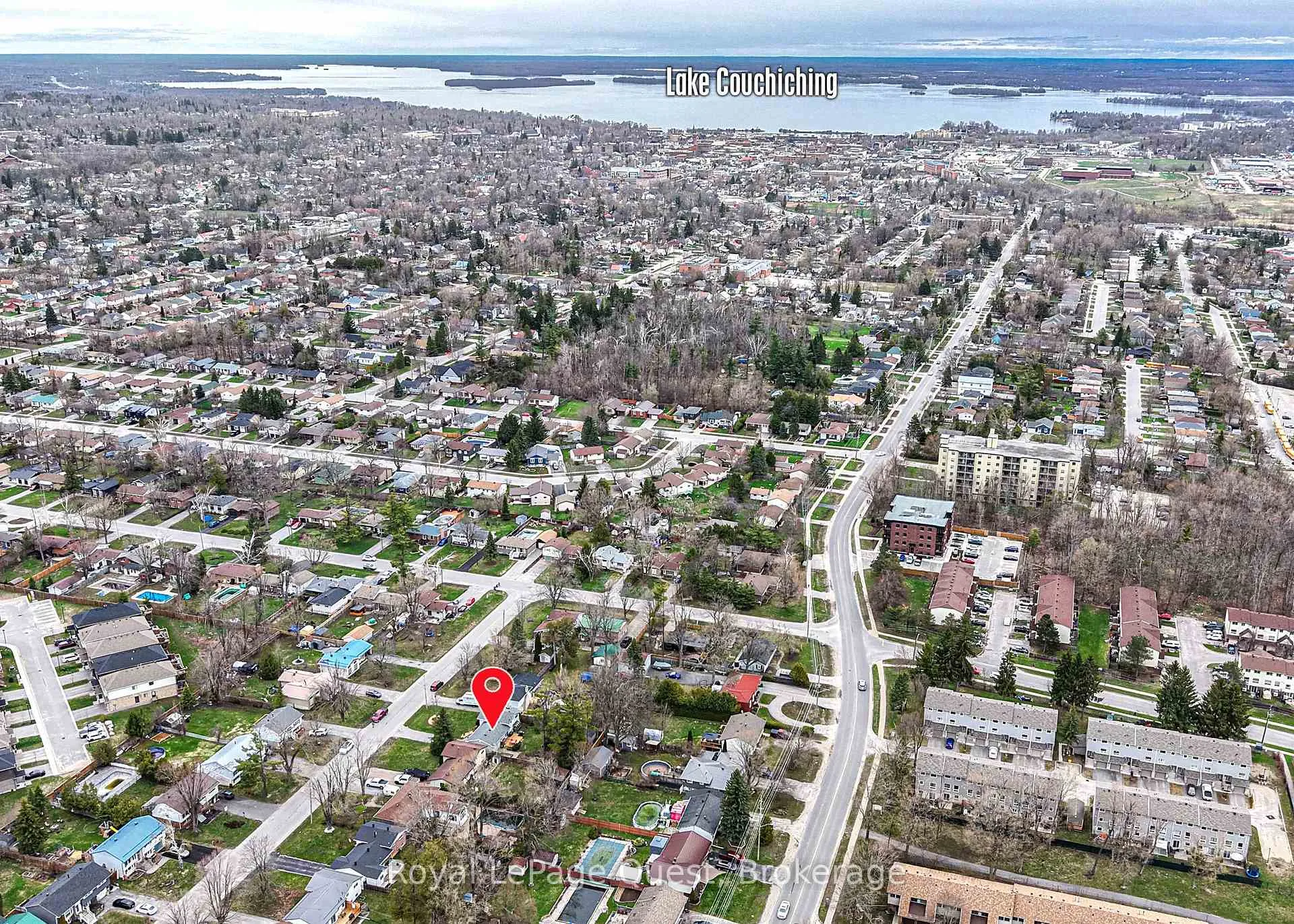 Photo 3 of 9 Eleanor Road, Orillia — HOMEH