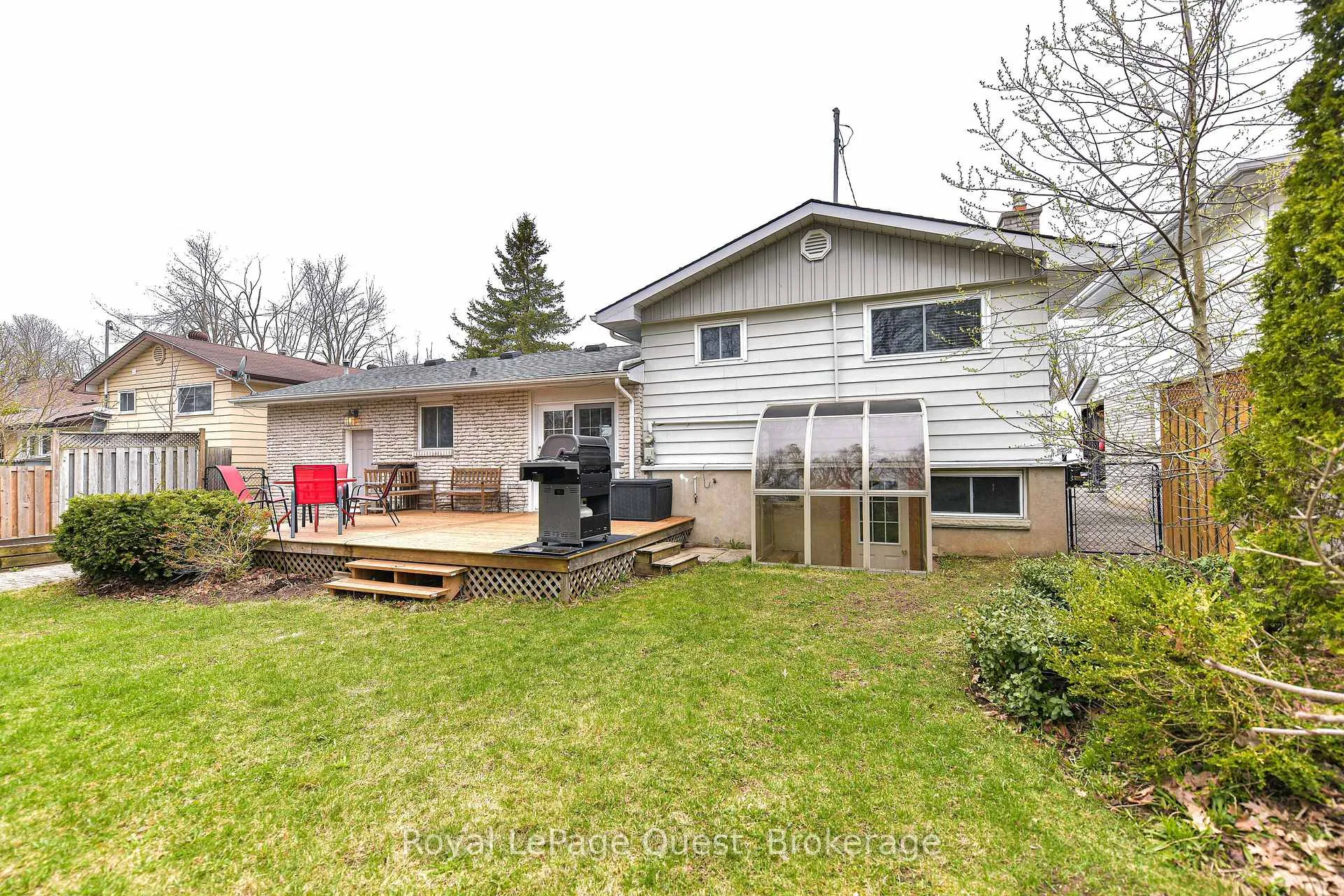 Photo 7 of 9 Eleanor Road, Orillia — HOMEH