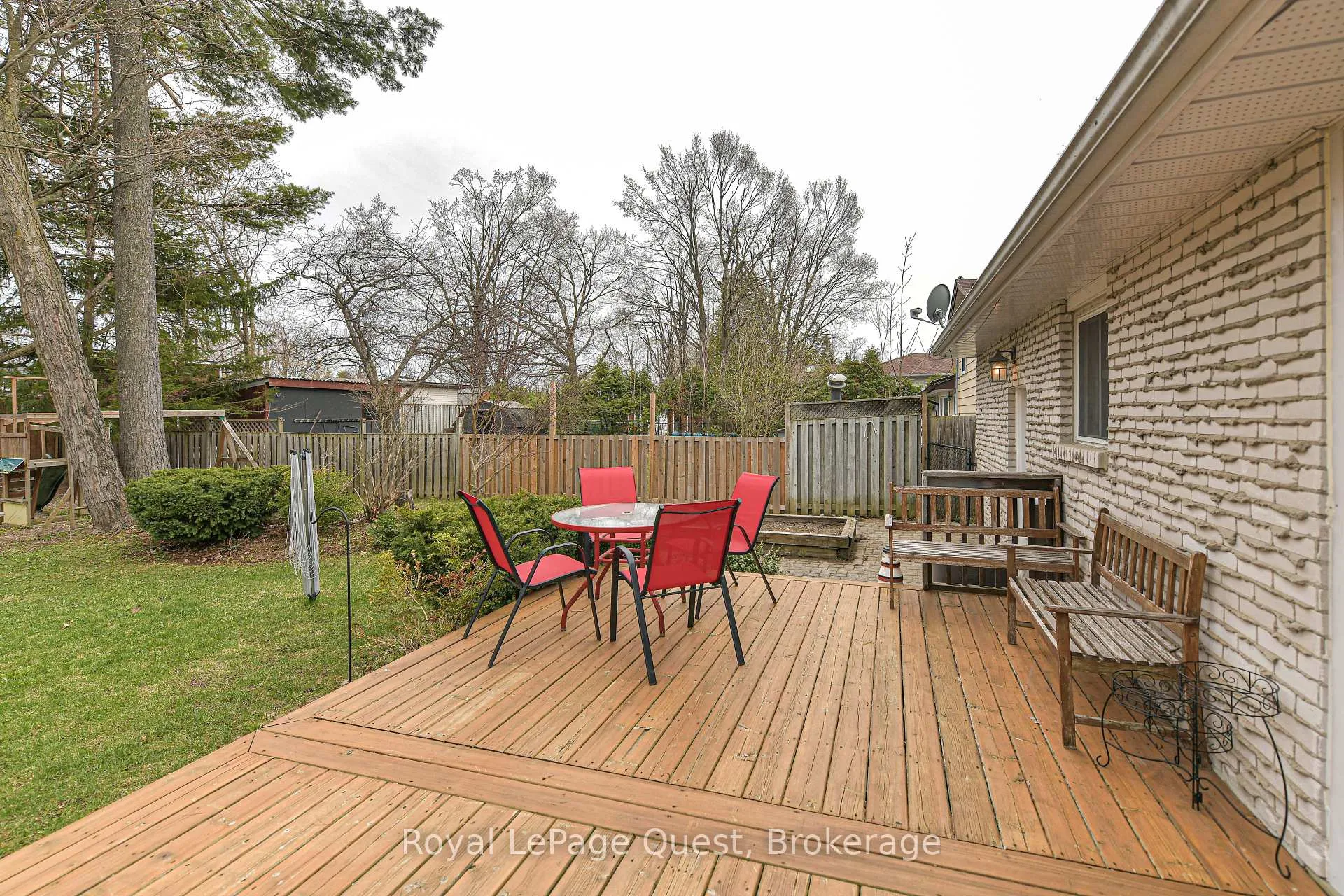 Photo 8 of 9 Eleanor Road, Orillia — HOMEH