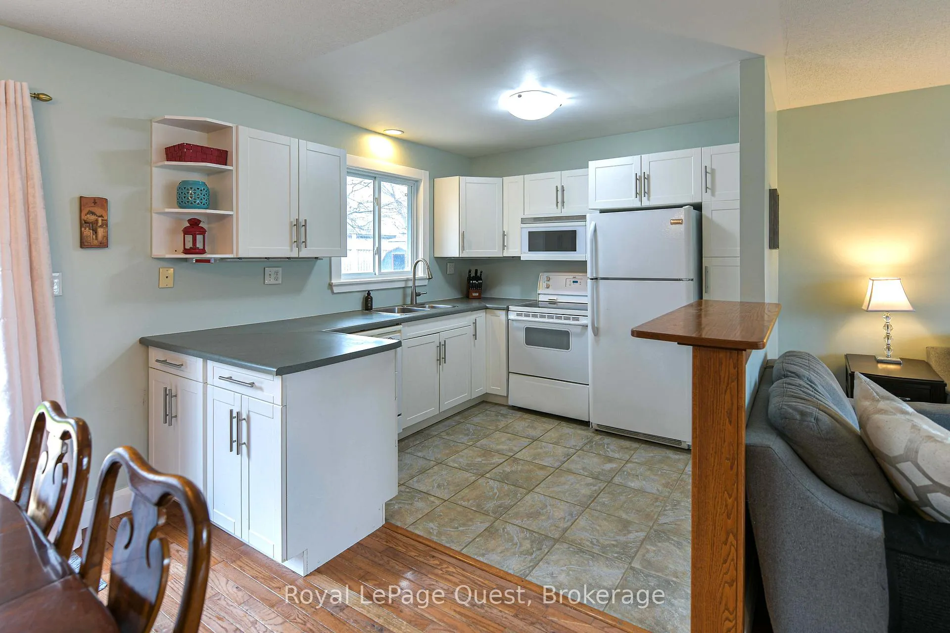 Photo 15 of 9 Eleanor Road, Orillia — HOMEH