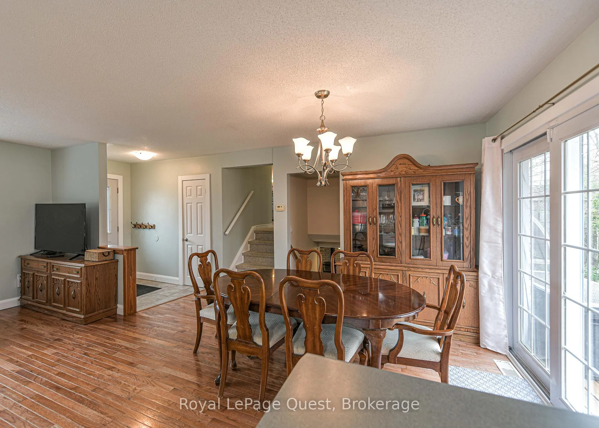 Photo 17 of 9 Eleanor Road, Orillia — HOMEH