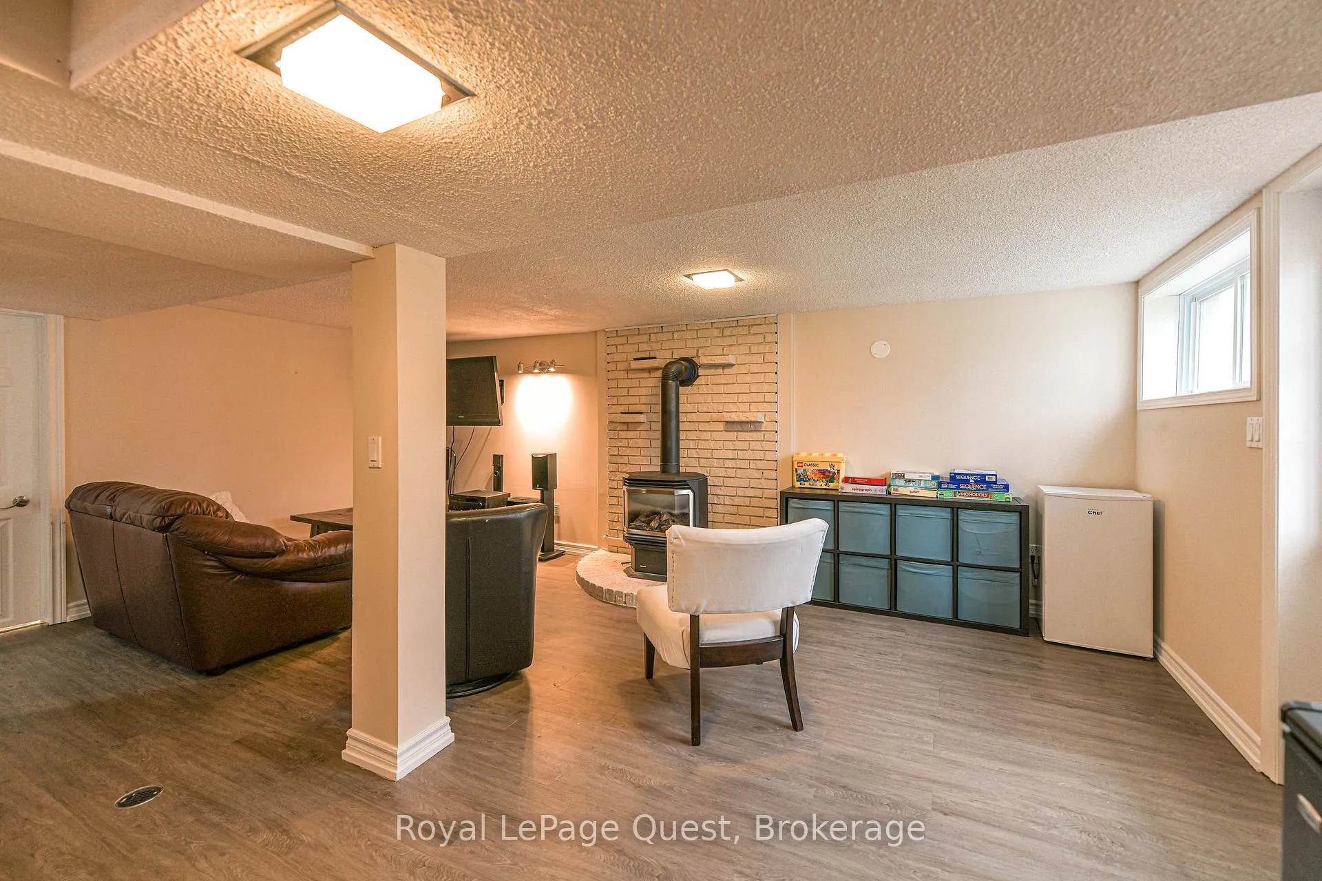 Photo 21 of 9 Eleanor Road, Orillia — HOMEH