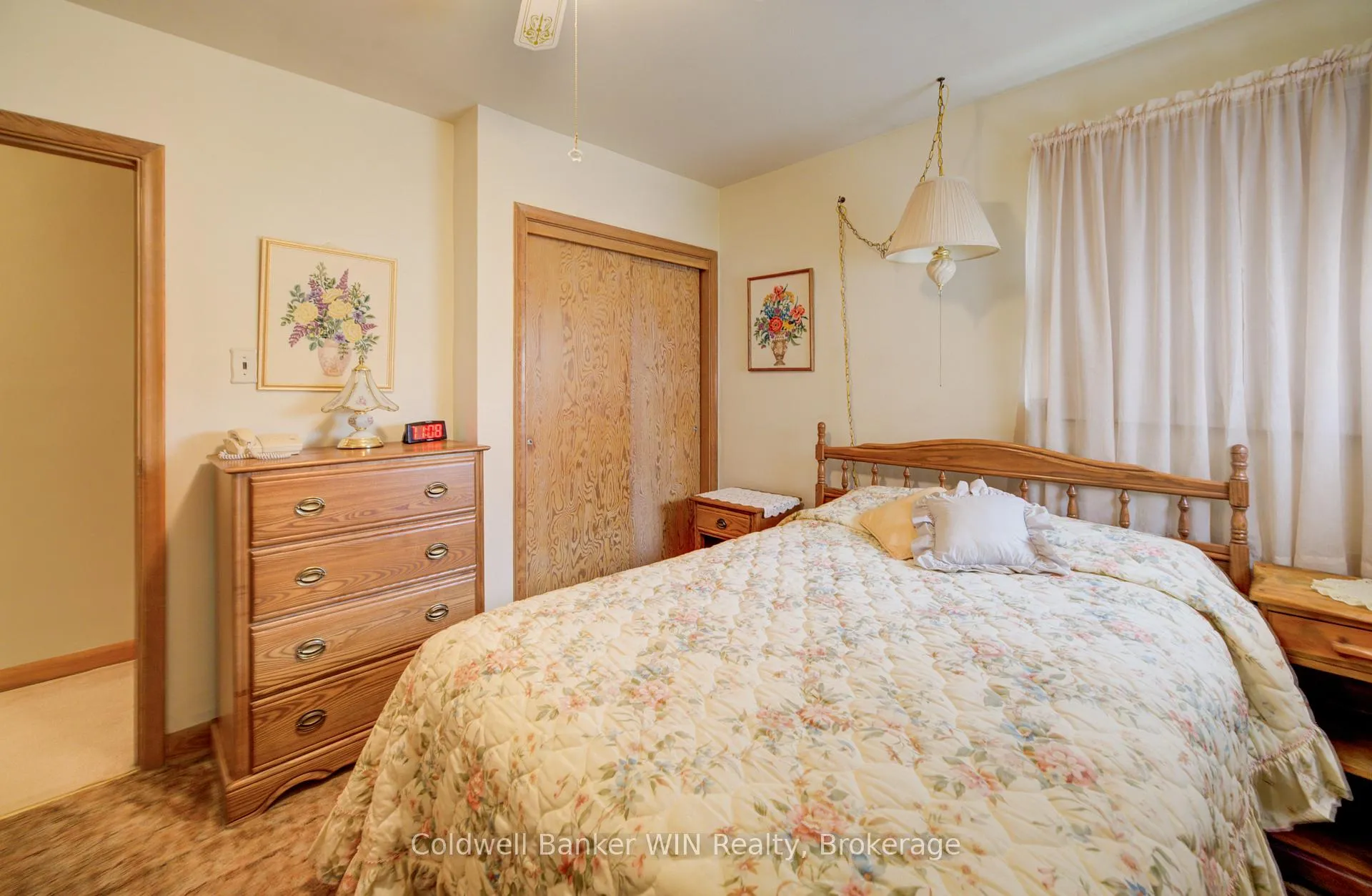Photo 18 of 320 Waterloo Street, Wellington North, Mount Forest — HOMEH
