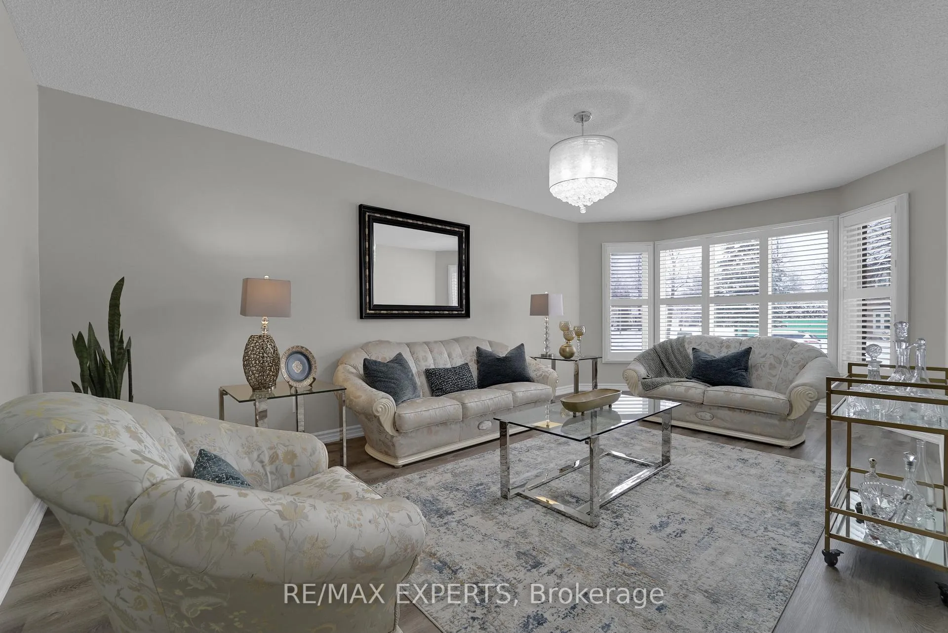 Photo 8 of 8 Chickadee Crescent, Brampton, Snelgrove — HOMEH