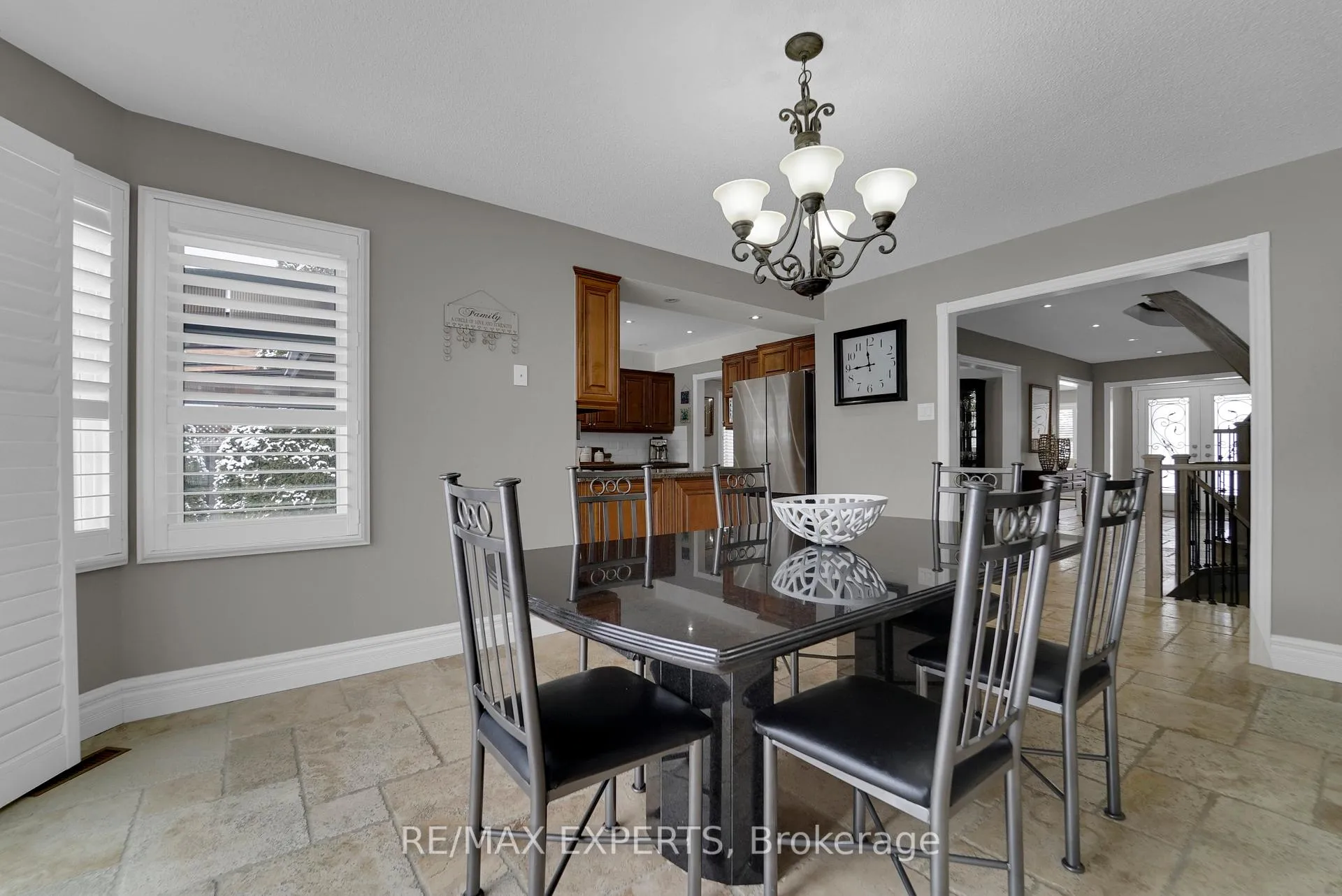 Photo 19 of 8 Chickadee Crescent, Brampton, Snelgrove — HOMEH