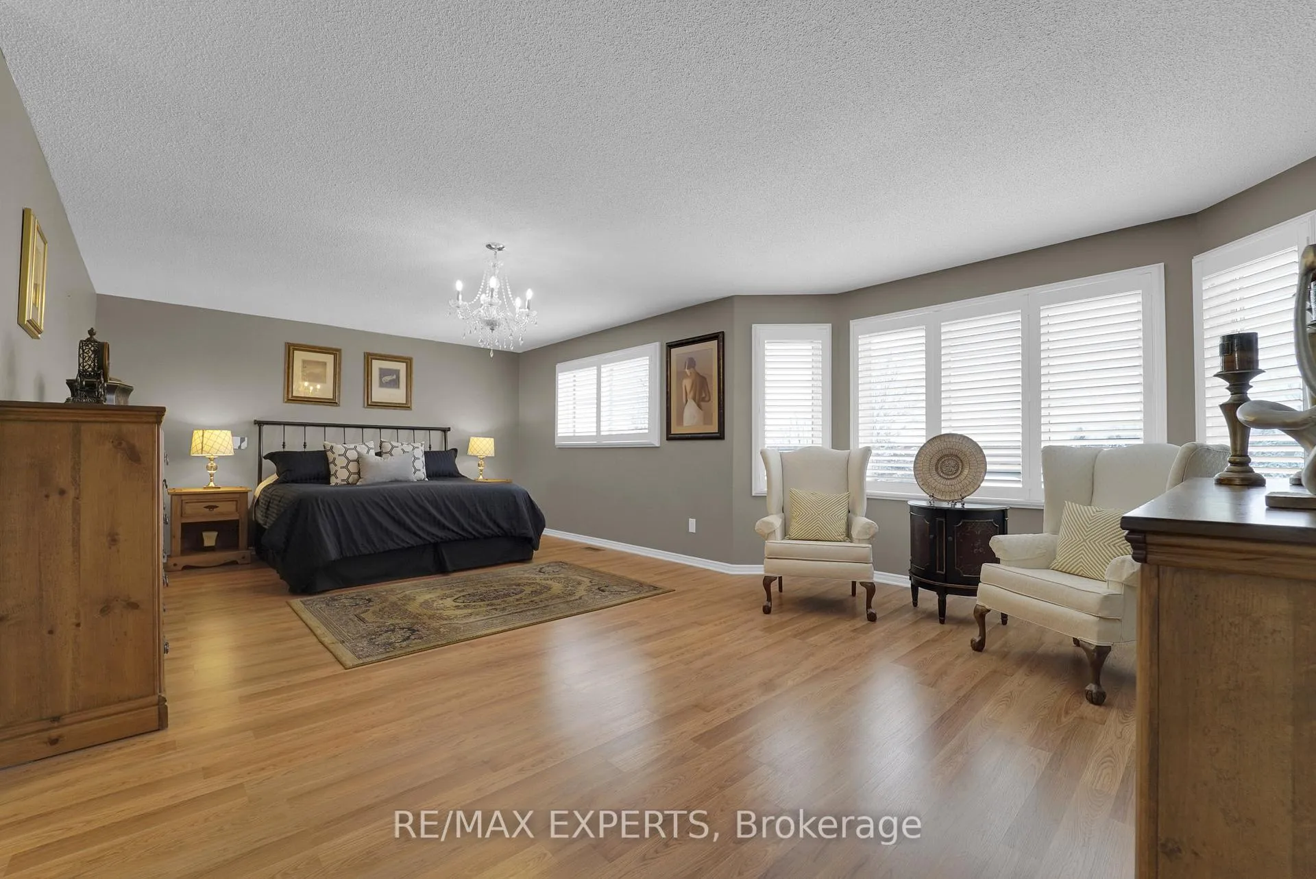 Photo 25 of 8 Chickadee Crescent, Brampton, Snelgrove — HOMEH