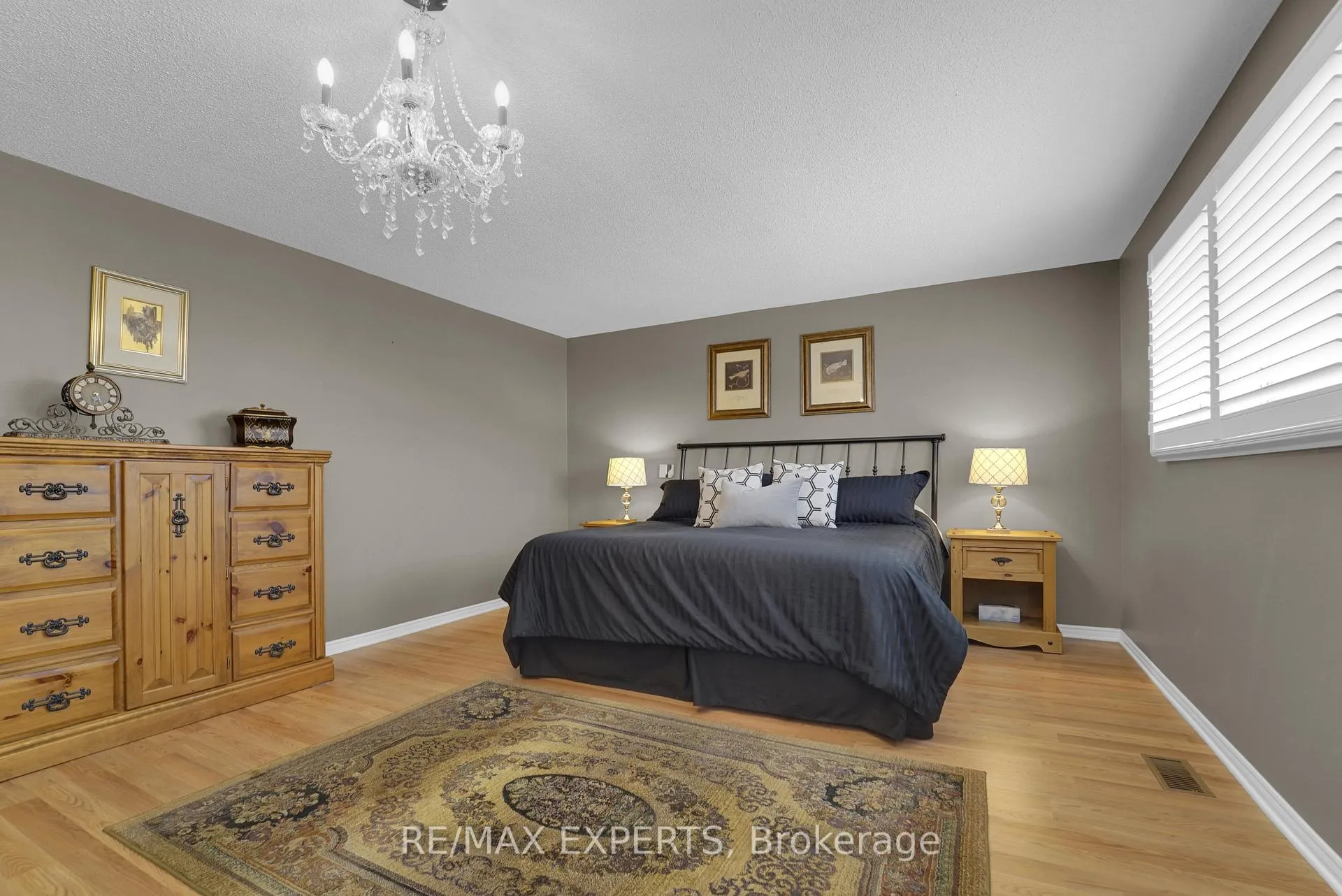 Photo 27 of 8 Chickadee Crescent, Brampton, Snelgrove — HOMEH