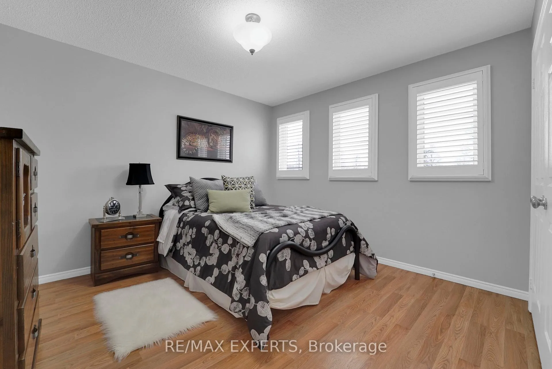 Photo 37 of 8 Chickadee Crescent, Brampton, Snelgrove — HOMEH