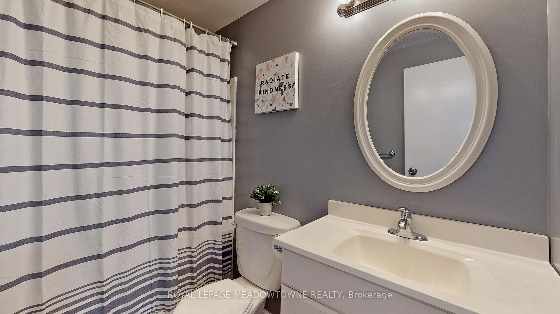 Photo 18 of Unit 10, 648 Doon Village Road, Kitchener, Pioneer Park — HOMEH