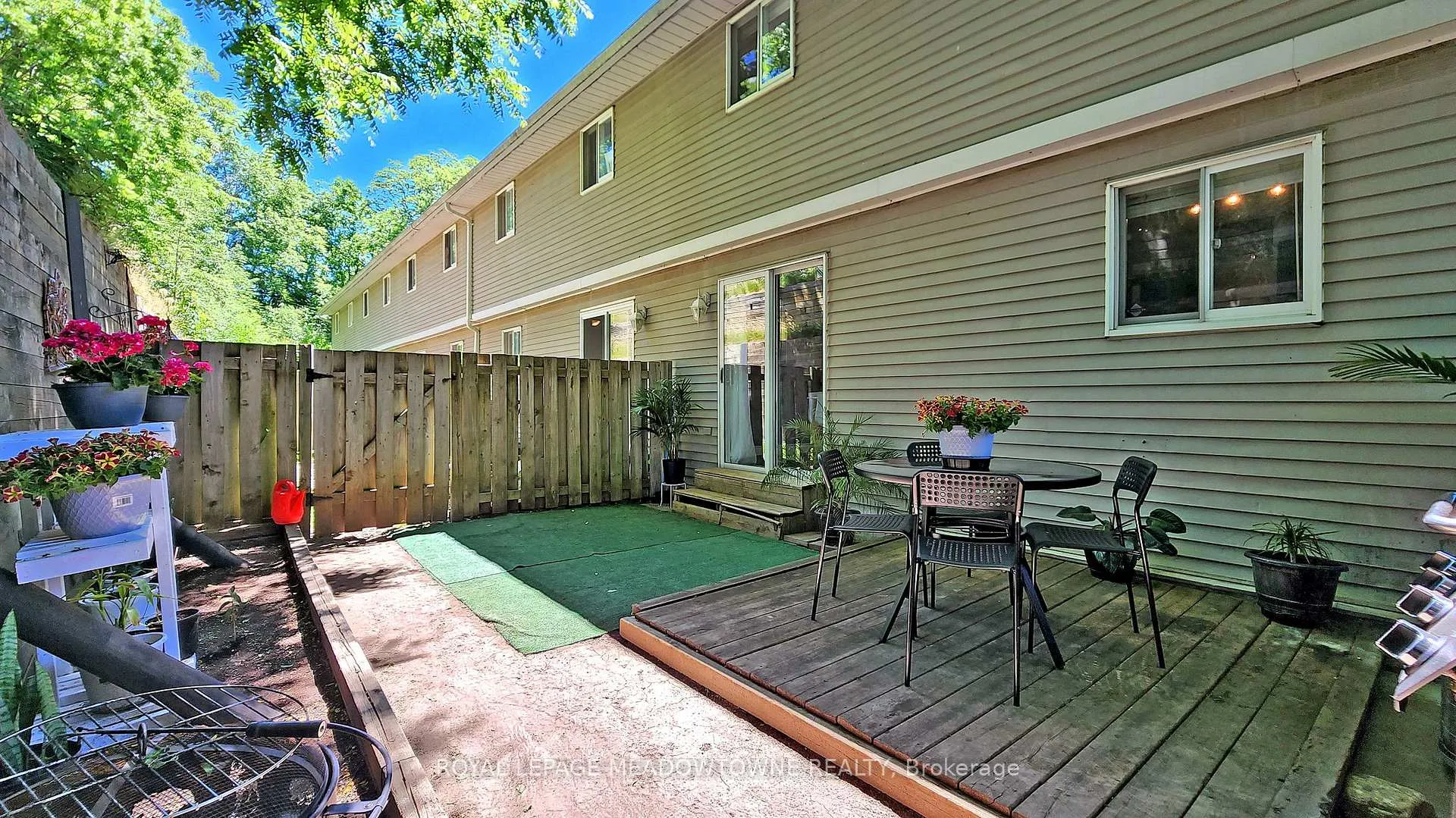 Photo 30 of Unit 10, 648 Doon Village Road, Kitchener, Pioneer Park — HOMEH
