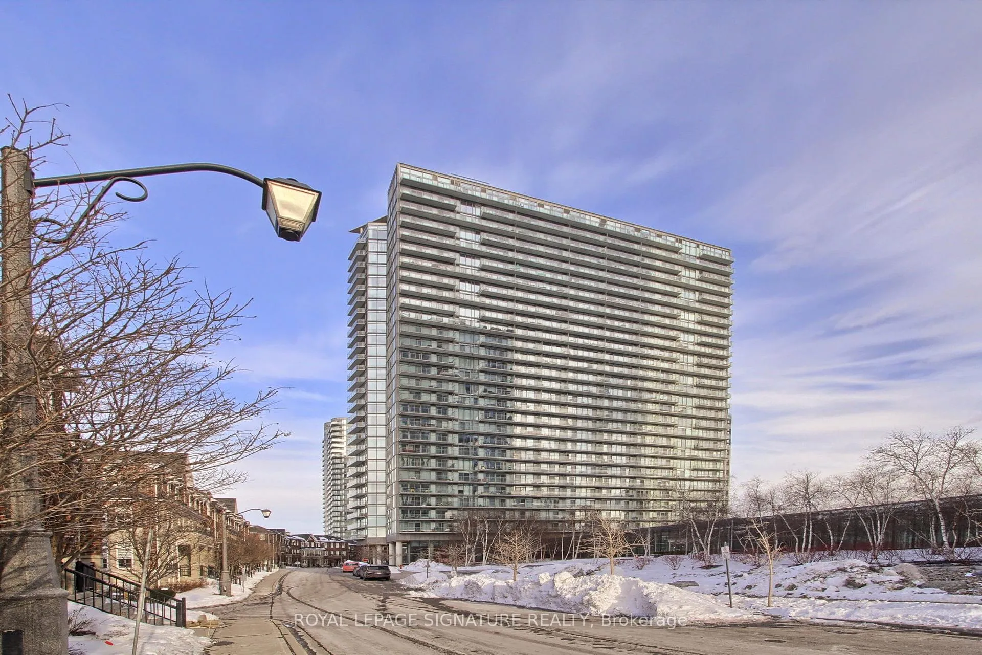 Photo 2 of Unit 1511, 103 The Queensway, Toronto, High Park-Swansea — HOMEH