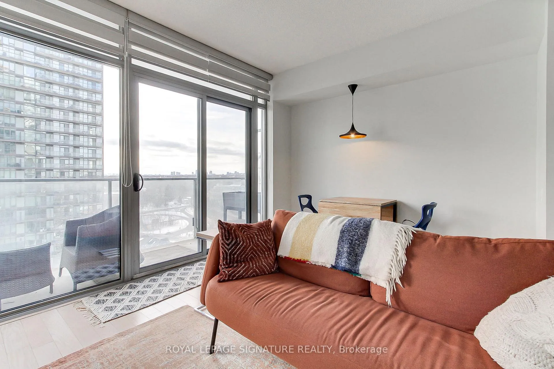 Photo 21 of Unit 1511, 103 The Queensway, Toronto, High Park-Swansea — HOMEH