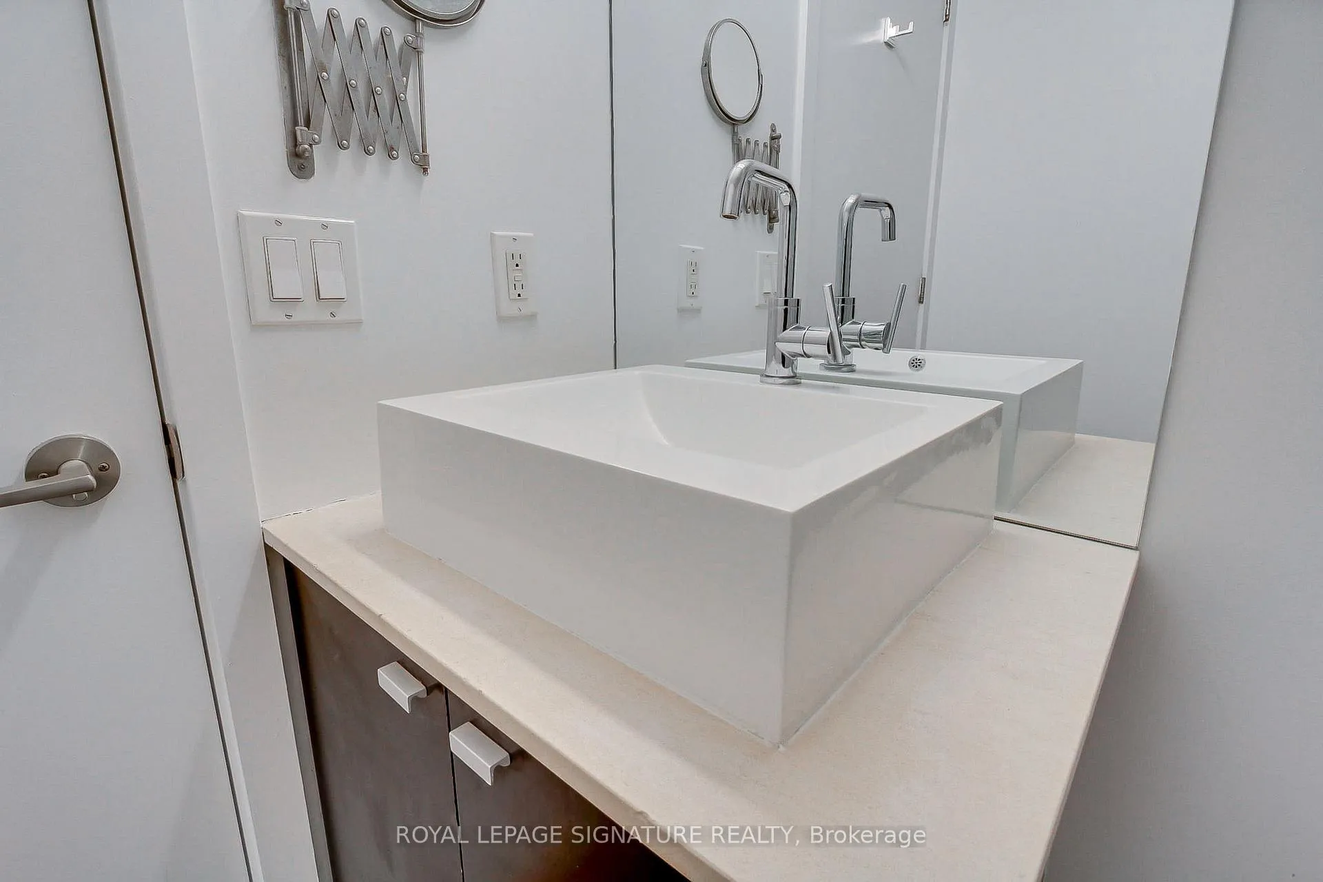 Photo 30 of Unit 1511, 103 The Queensway, Toronto, High Park-Swansea — HOMEH